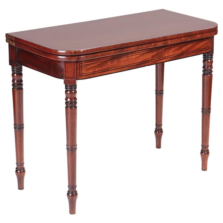 Antique III Mahogany Card Table For Sale at 1stDibs