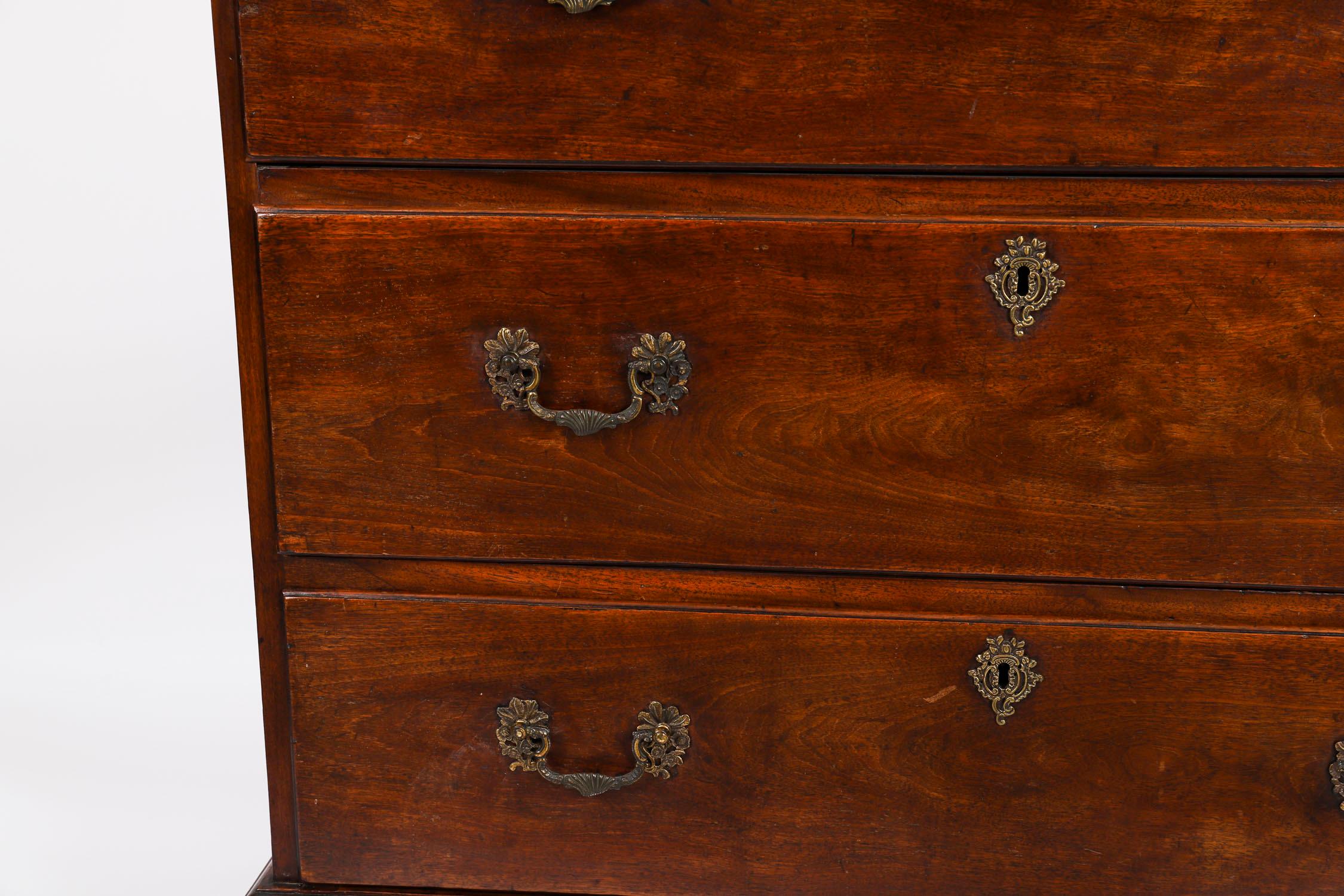 Antico cassettone in mogano di Giorgio III Secretaire XVIII secolo in vendita 2