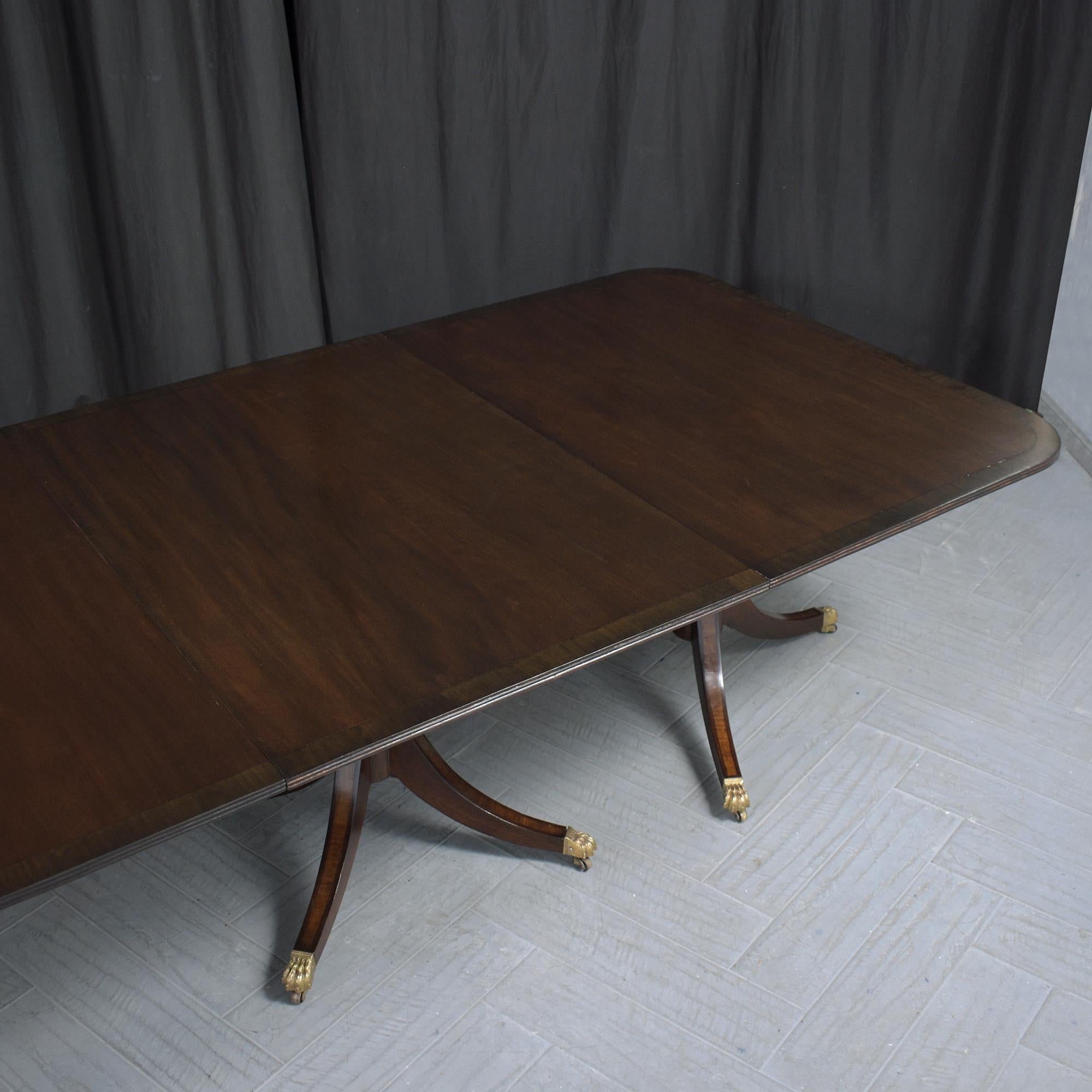 Restored 1890s George III Mahogany Dining Table with Extendable Leaves For Sale 7