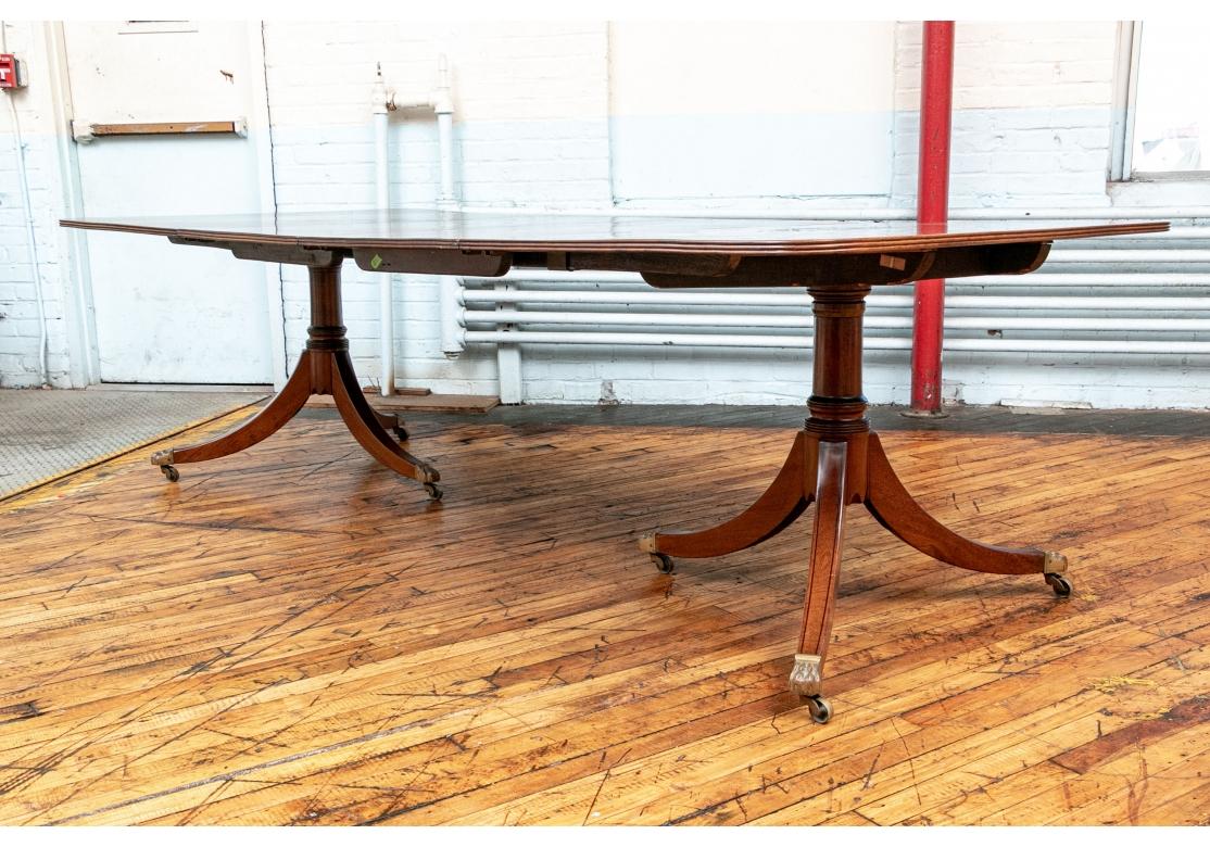 Antigua Mesa de Comedor Jorge III de Caoba con Doble Pedestal en venta 2