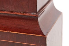 Antico orologio a pendolo a otto giorni intarsiato in mogano di Giorgio III