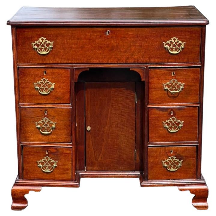 Antique George III Mahogany Kneehole Desk c. Late 18th Century For Sale