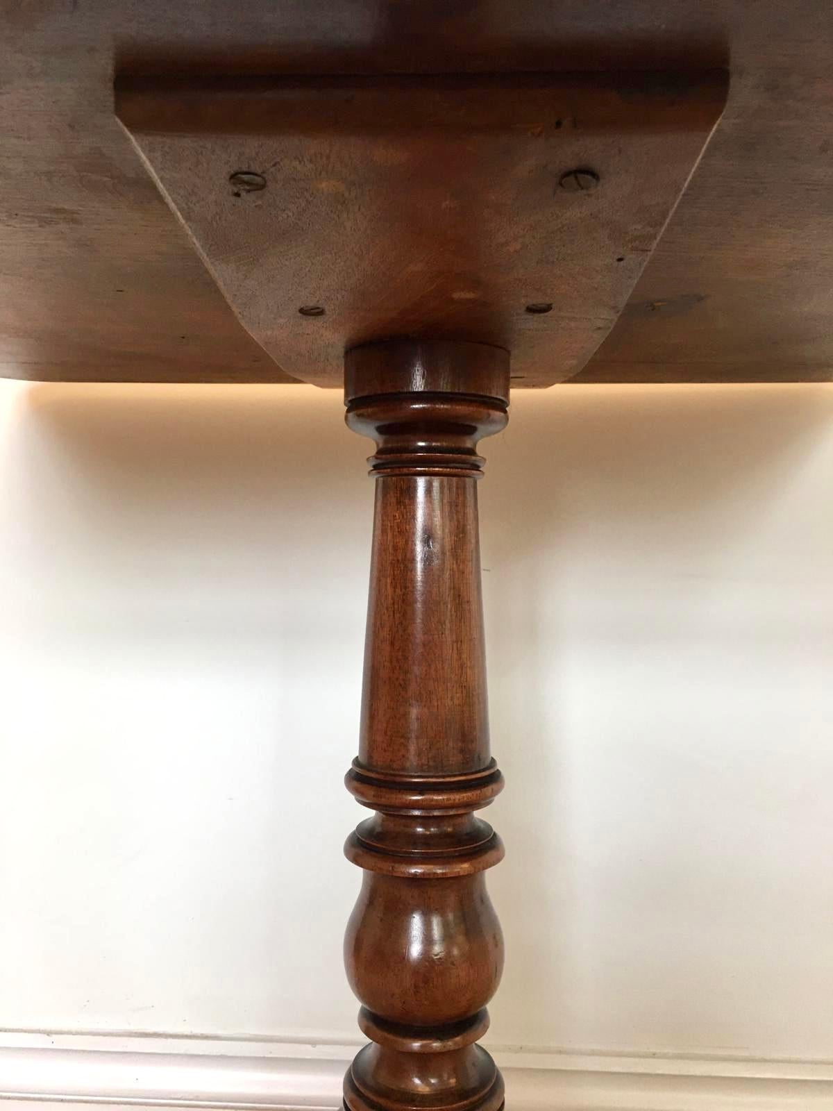 Other Antique George III Mahogany Lamp/ Table For Sale