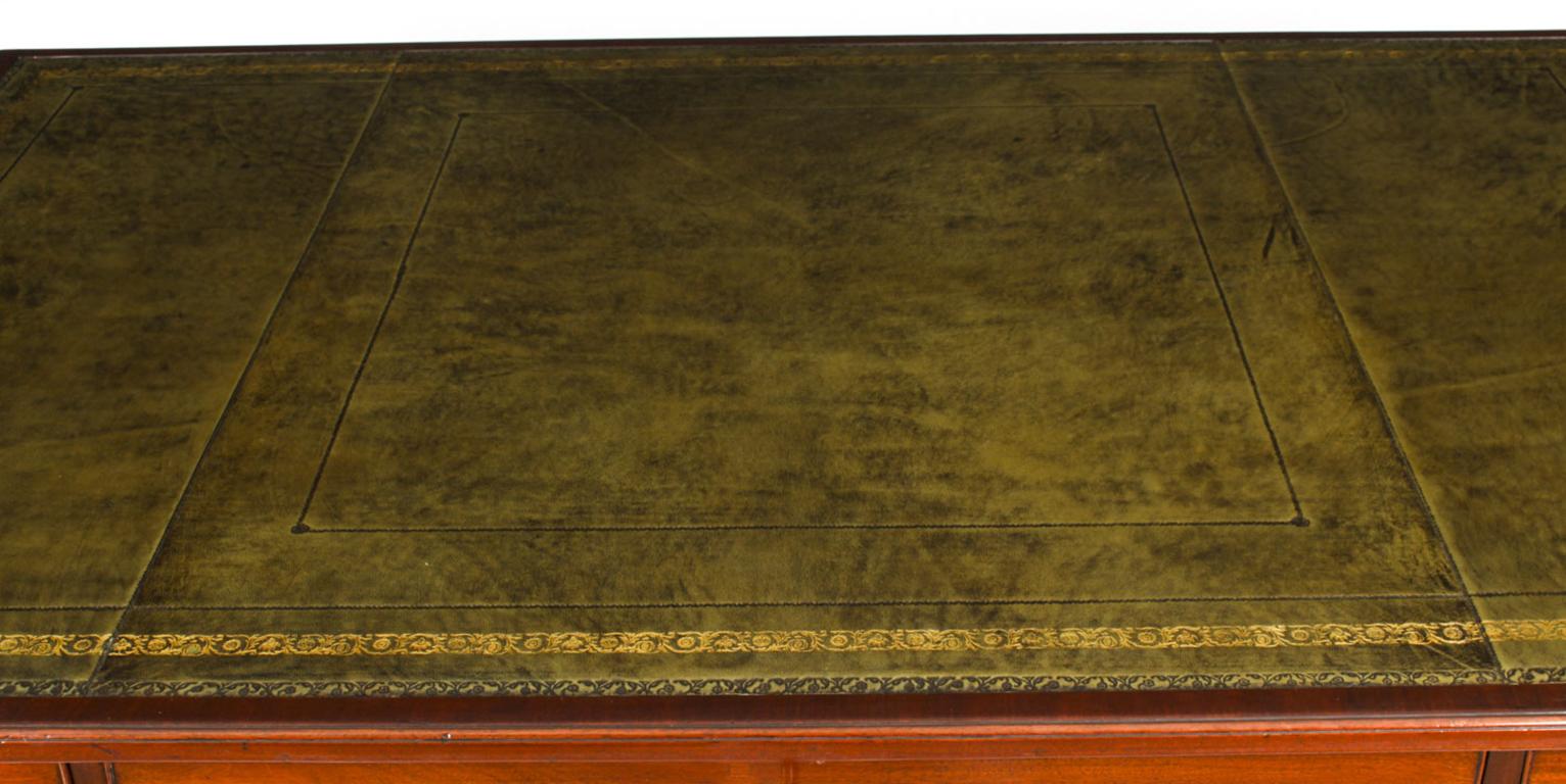 Antique George III Mahogany Partners Pedestal Desk, 18th Century 2
