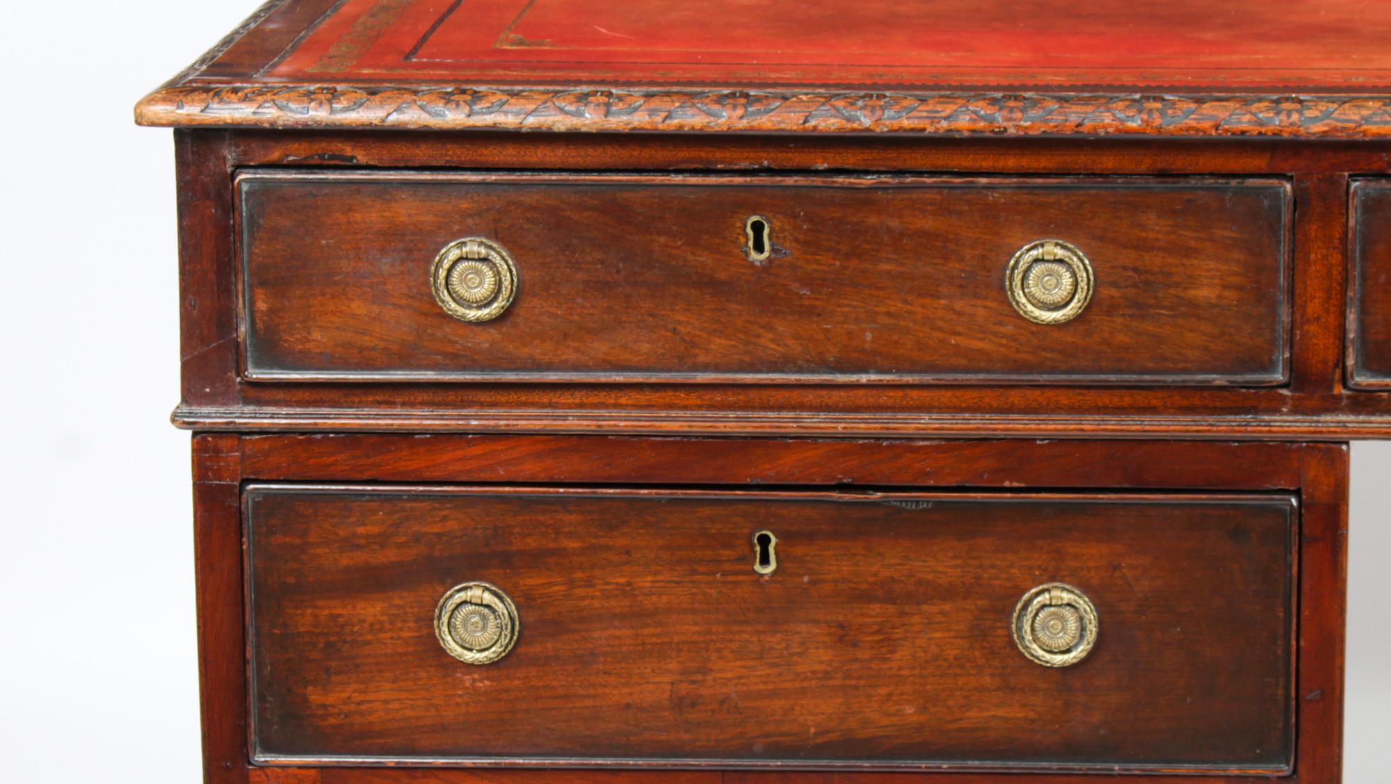 Antique George III Mahogany Pedestal Desk 19th Century 1