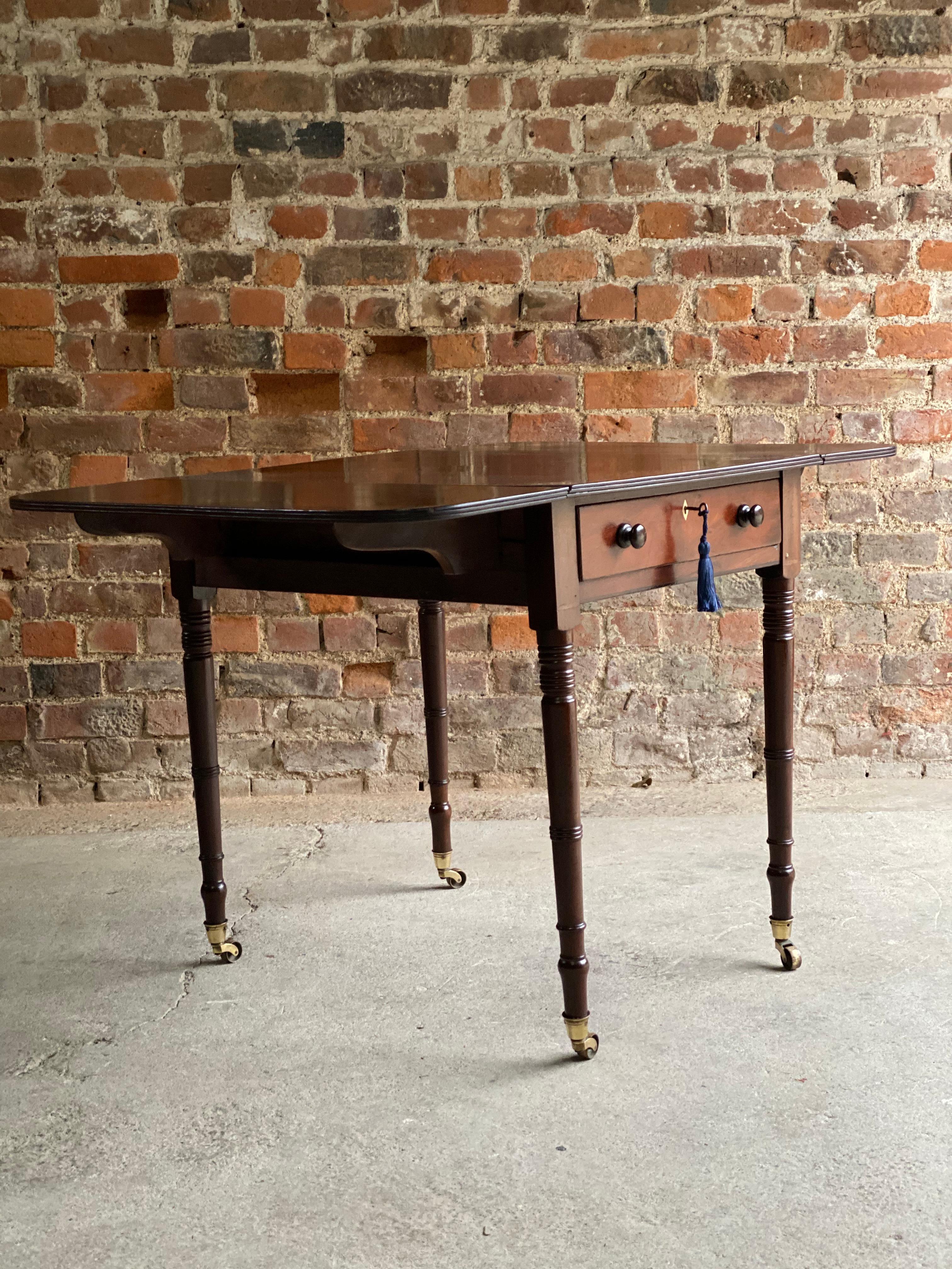 Antique George III Mahogany Pembroke Table, 19th Century, circa 1820 In Good Condition For Sale In Longdon, Tewkesbury