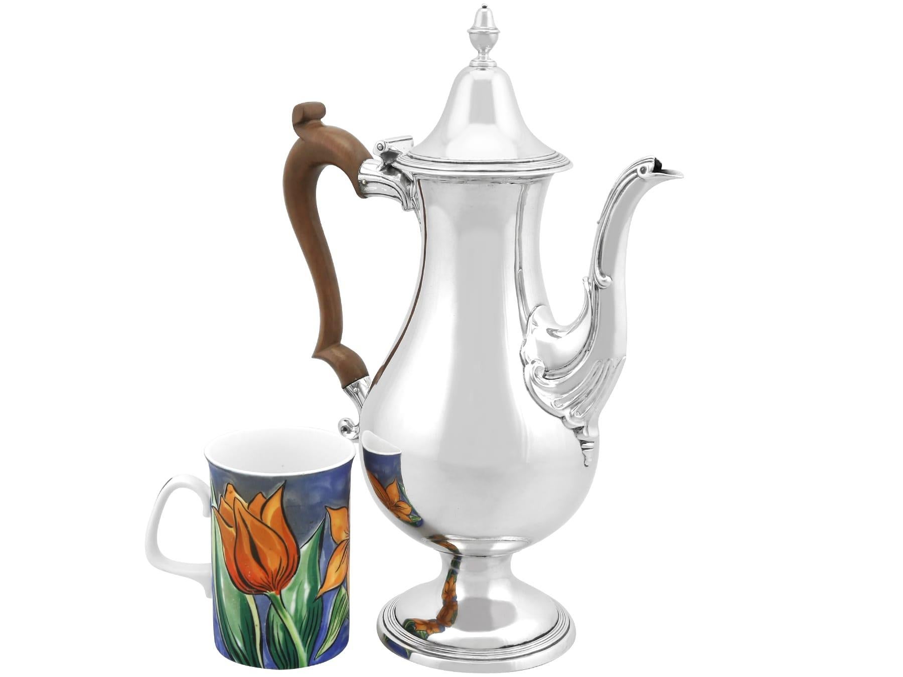 English Antique George III Newcastle Sterling Silver Coffee Pot For Sale