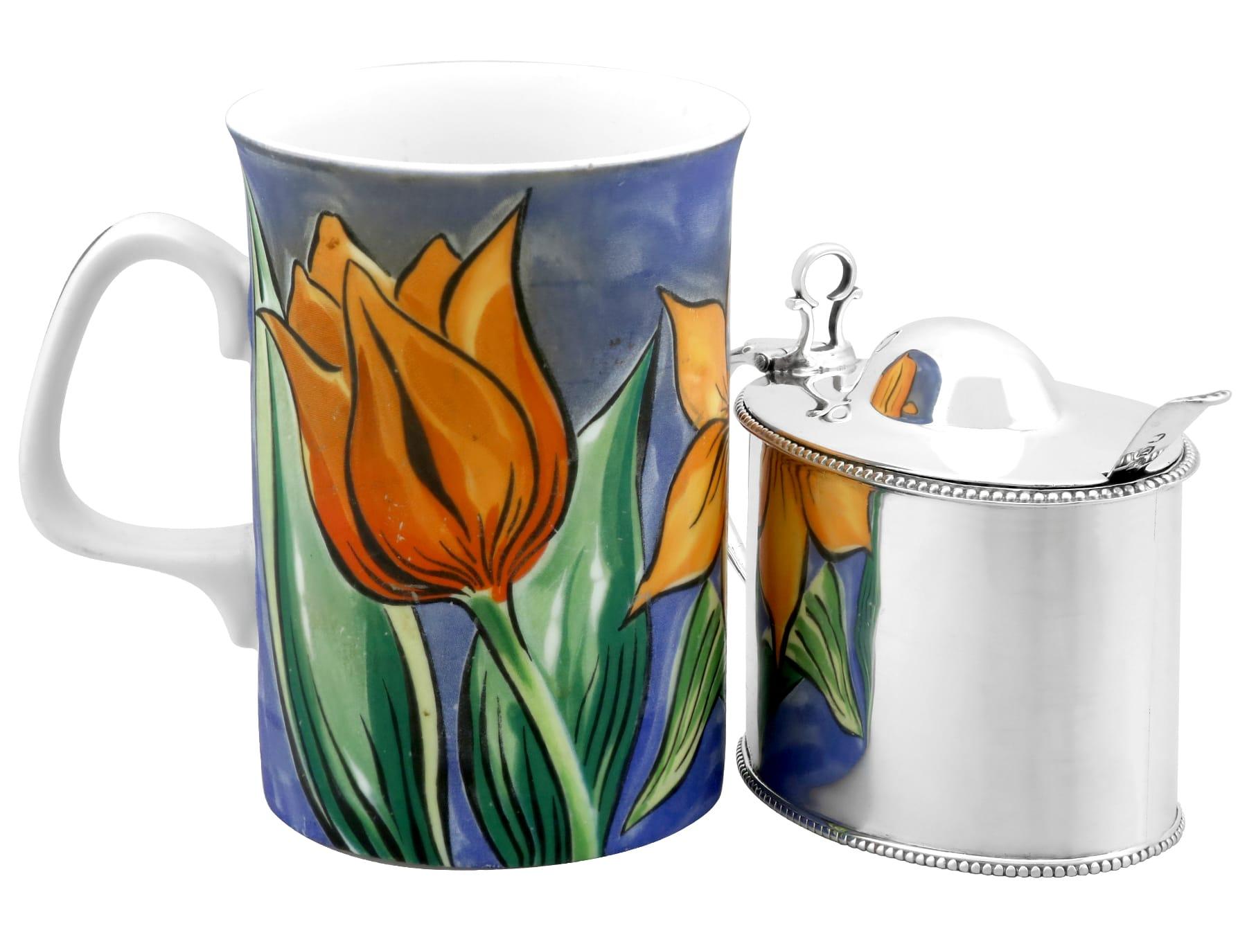 Late 18th Century Antique George III Newcastle Sterling Silver Mustard Pot (1798) For Sale