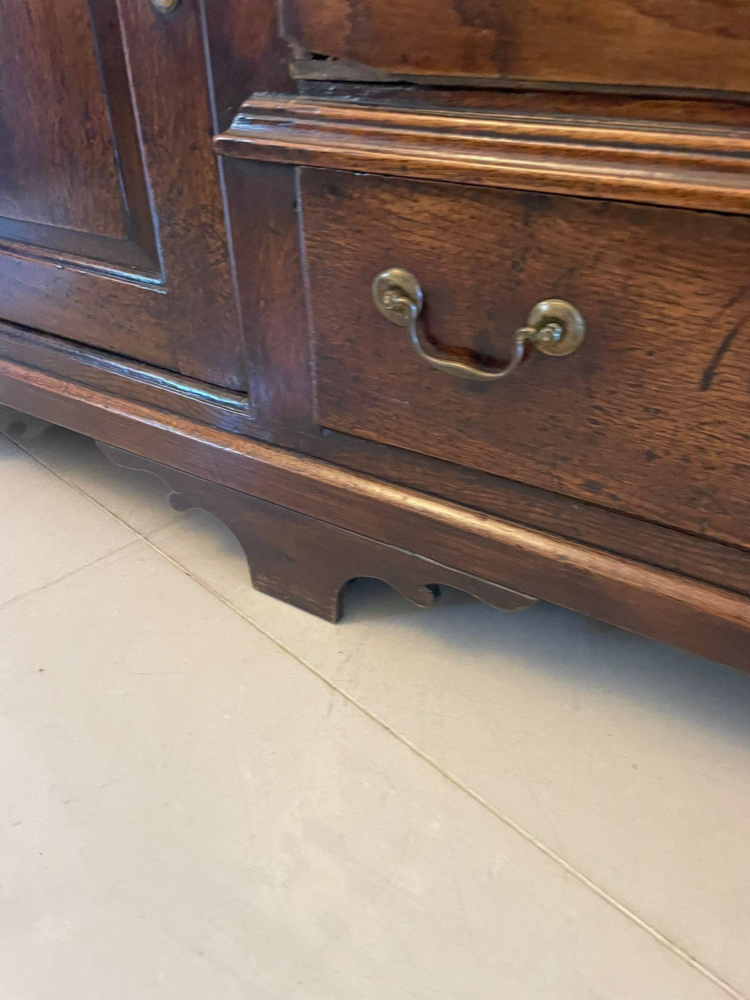 Antique George III Outstanding Quality Oak Welsh Dresser and Original Plate Rack For Sale 7