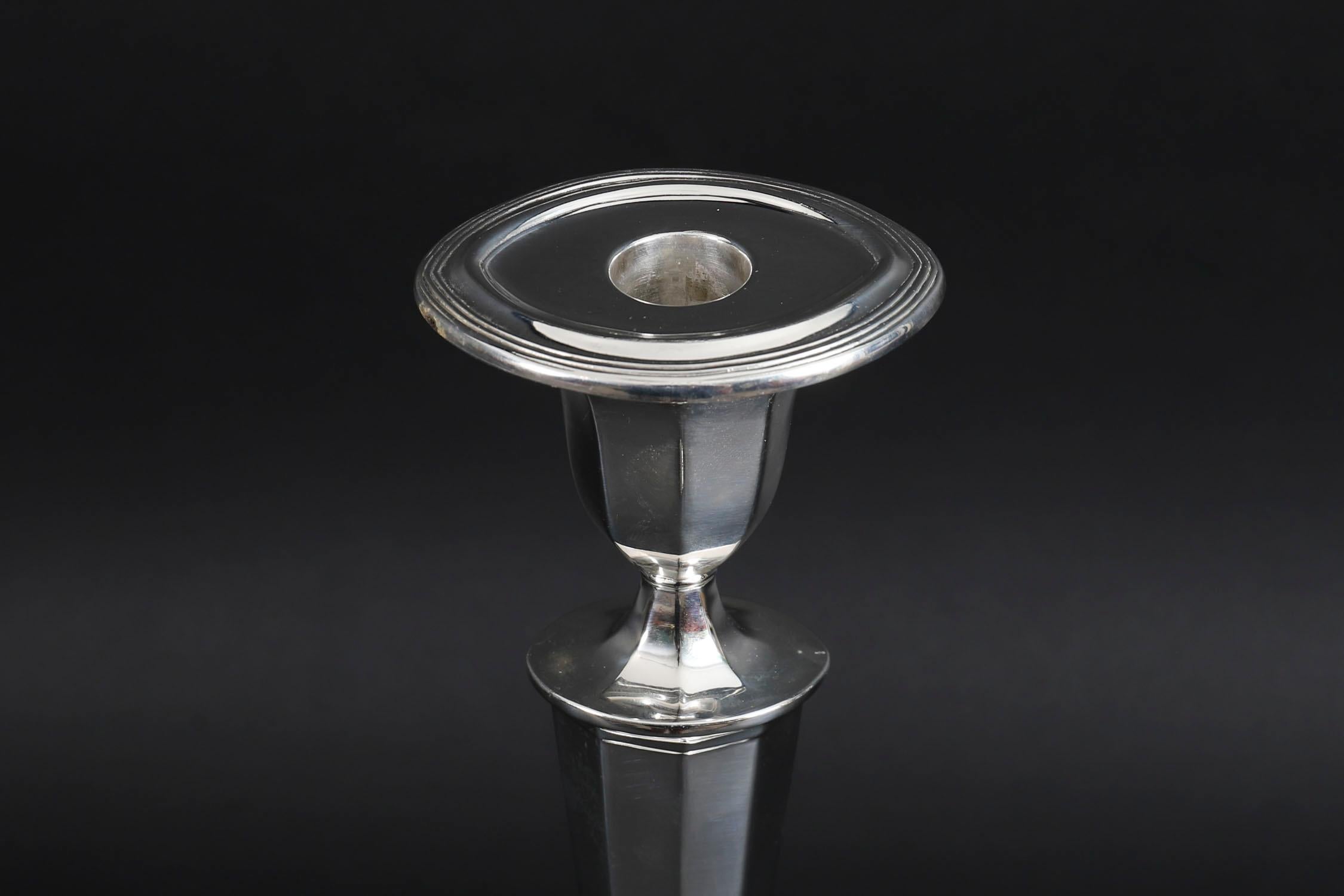 Antique George III Pair Old Sheffield Silver Plated Candlesticks 18th Century For Sale 6