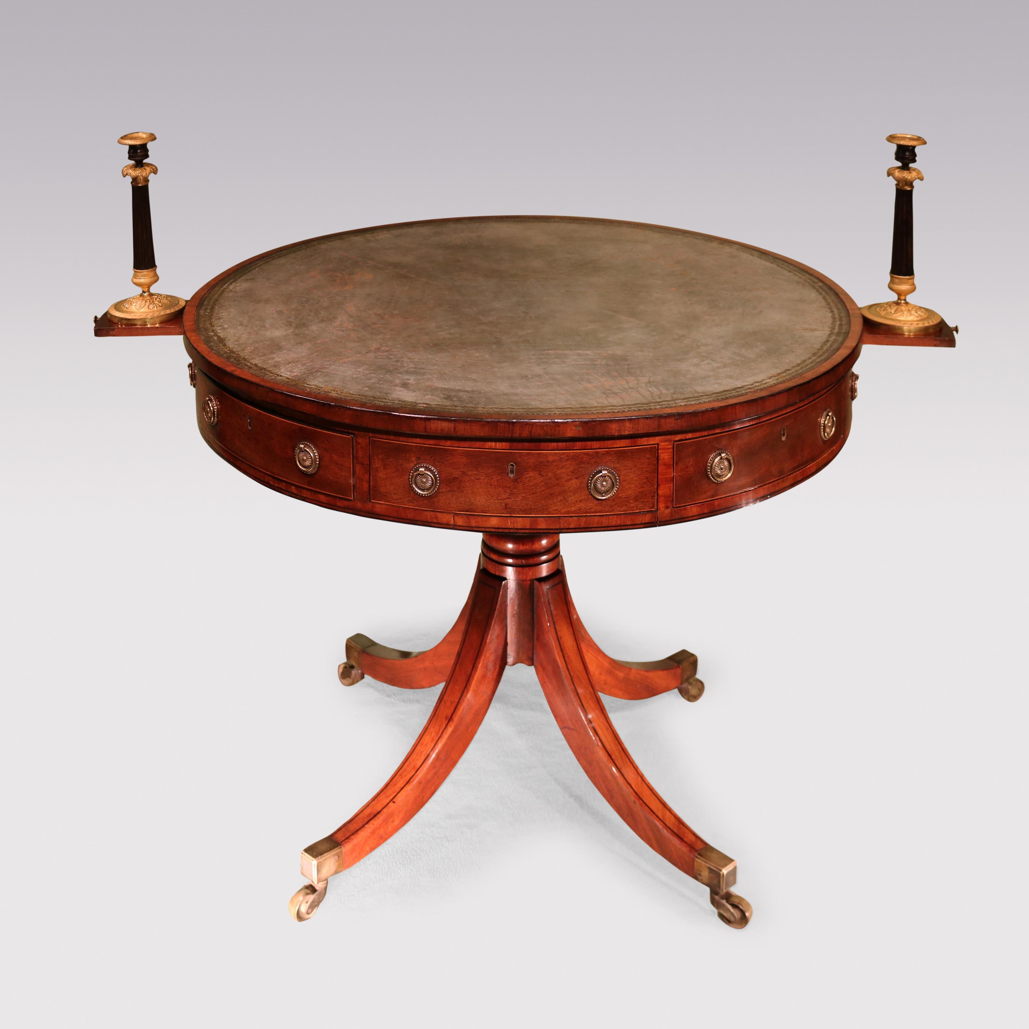 Sheraton Ancienne table à tambour d'époque George III en acajou et citronnier en vente