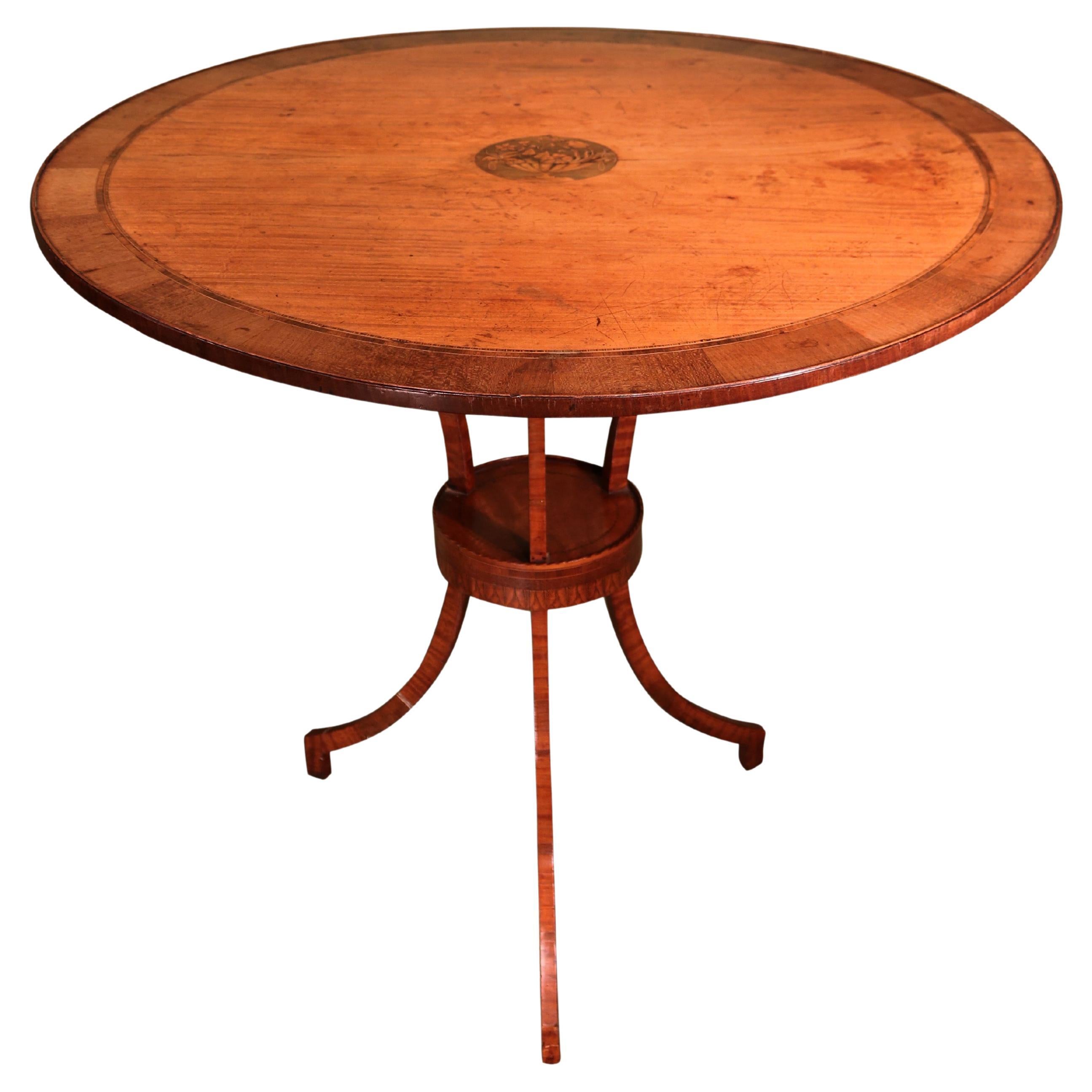 Antique George III period satinwood circular centre table