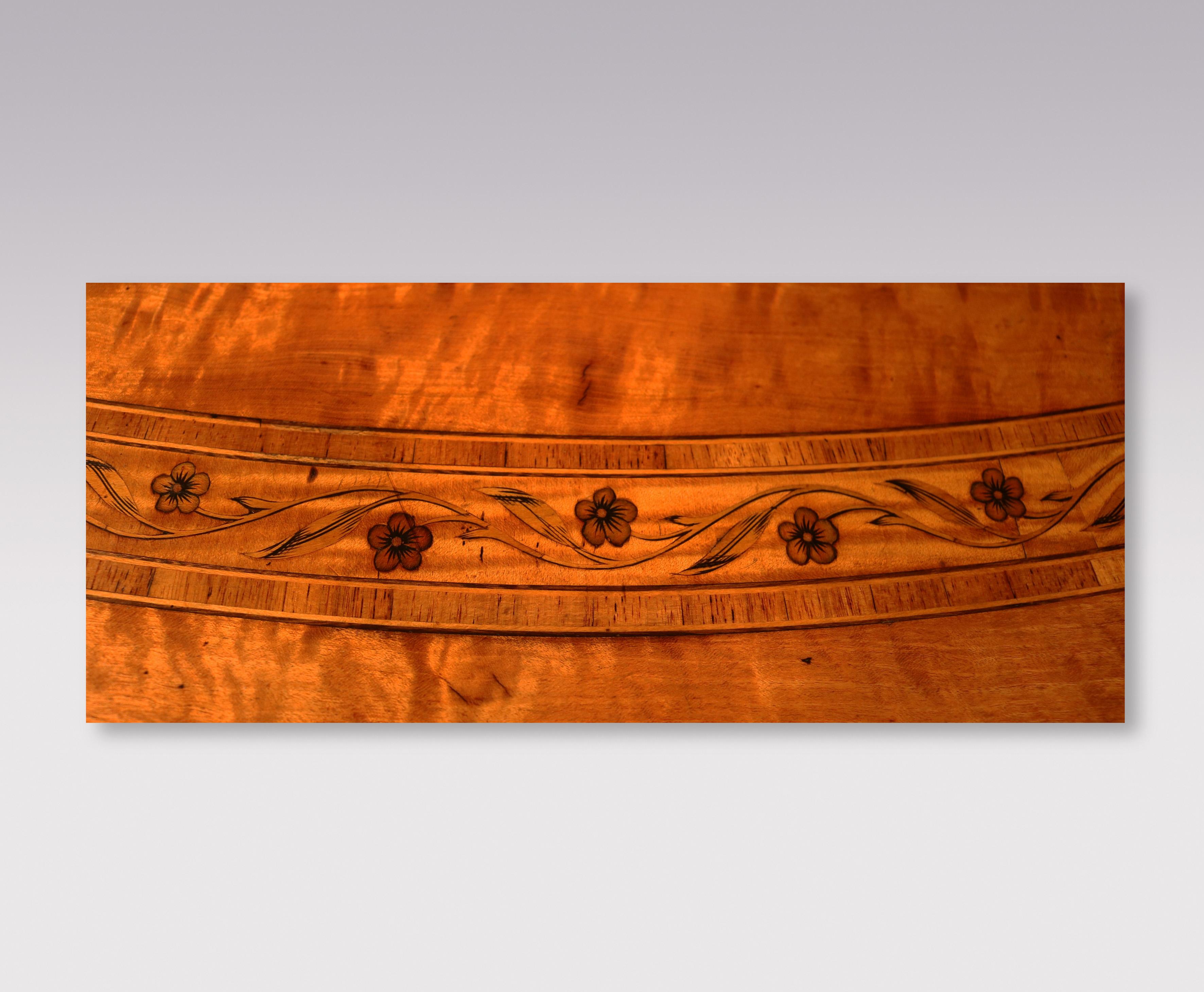 XVIIIe siècle Ancienne table ovale Pembroke d'époque George III en bois de citronnier en vente