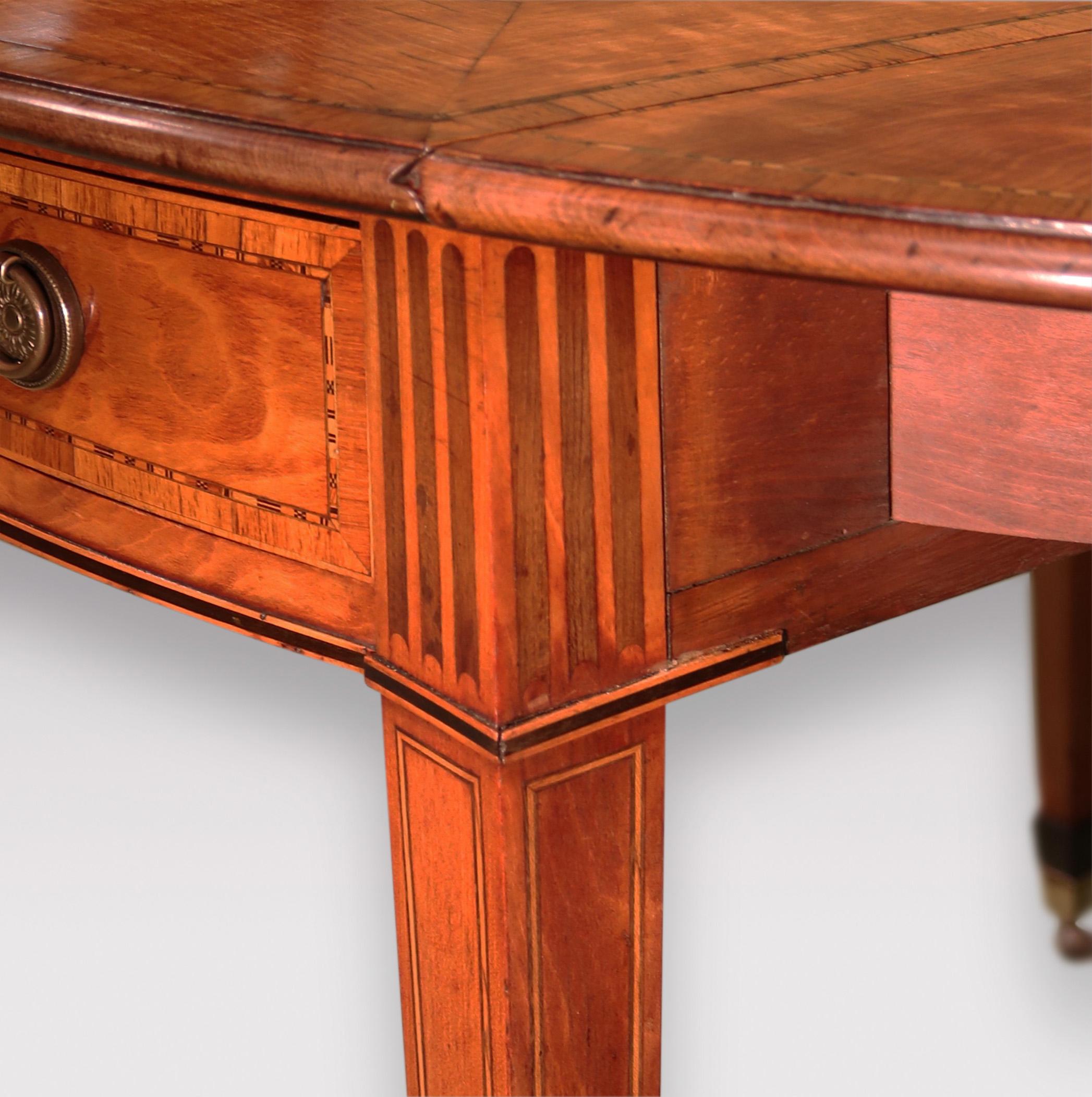 Antique George III period satinwood oval Pembroke Table For Sale 1
