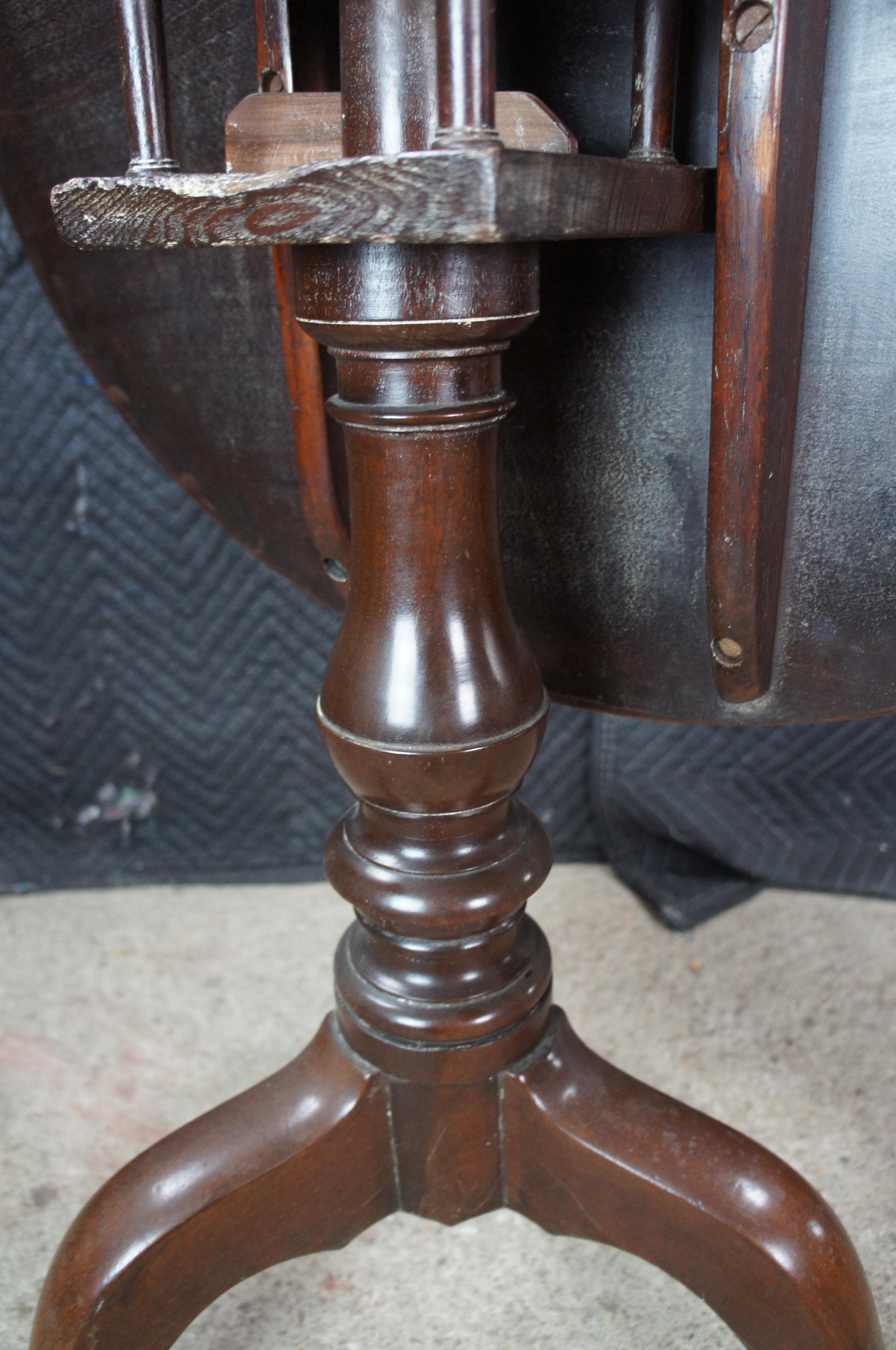 Antique George III Period Solid Mahogany Round Tilt Top Birdcage Tea Table 30