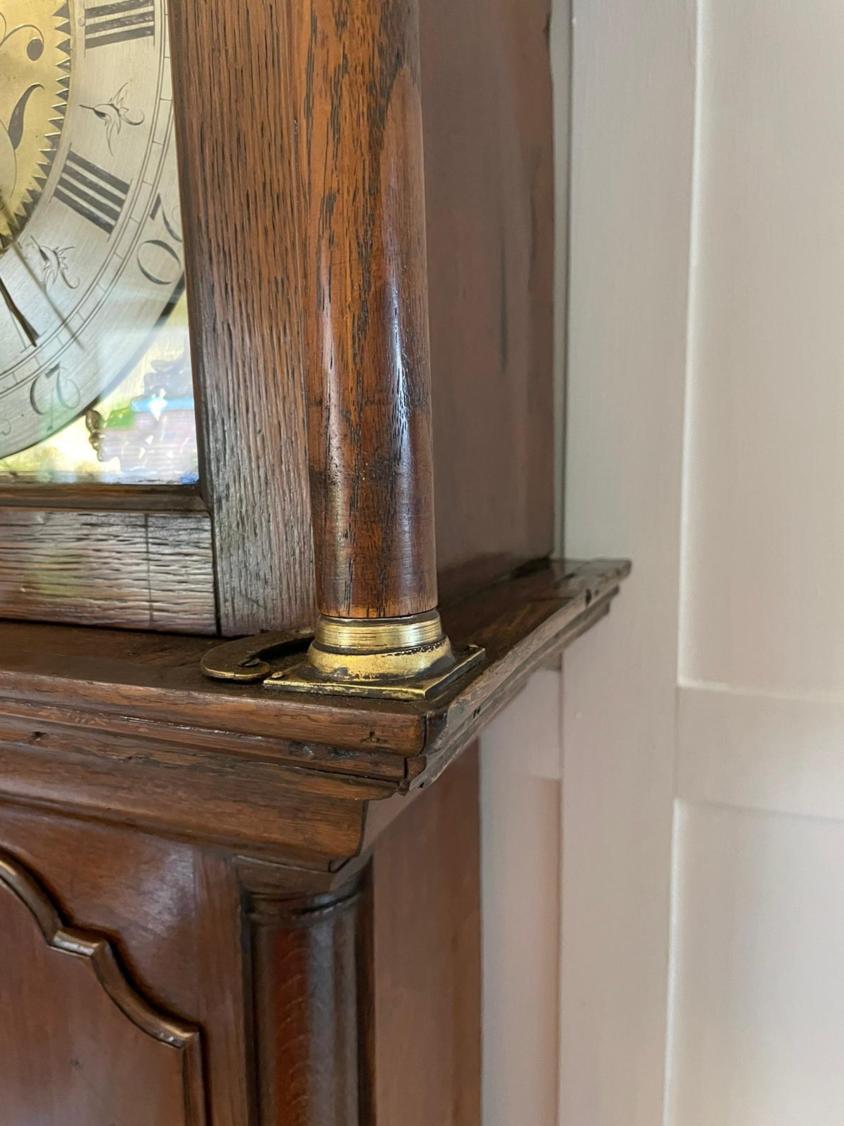 Horloge de parquet ancienne en chêne à face en laiton de qualité George III par William Lister en vente 5