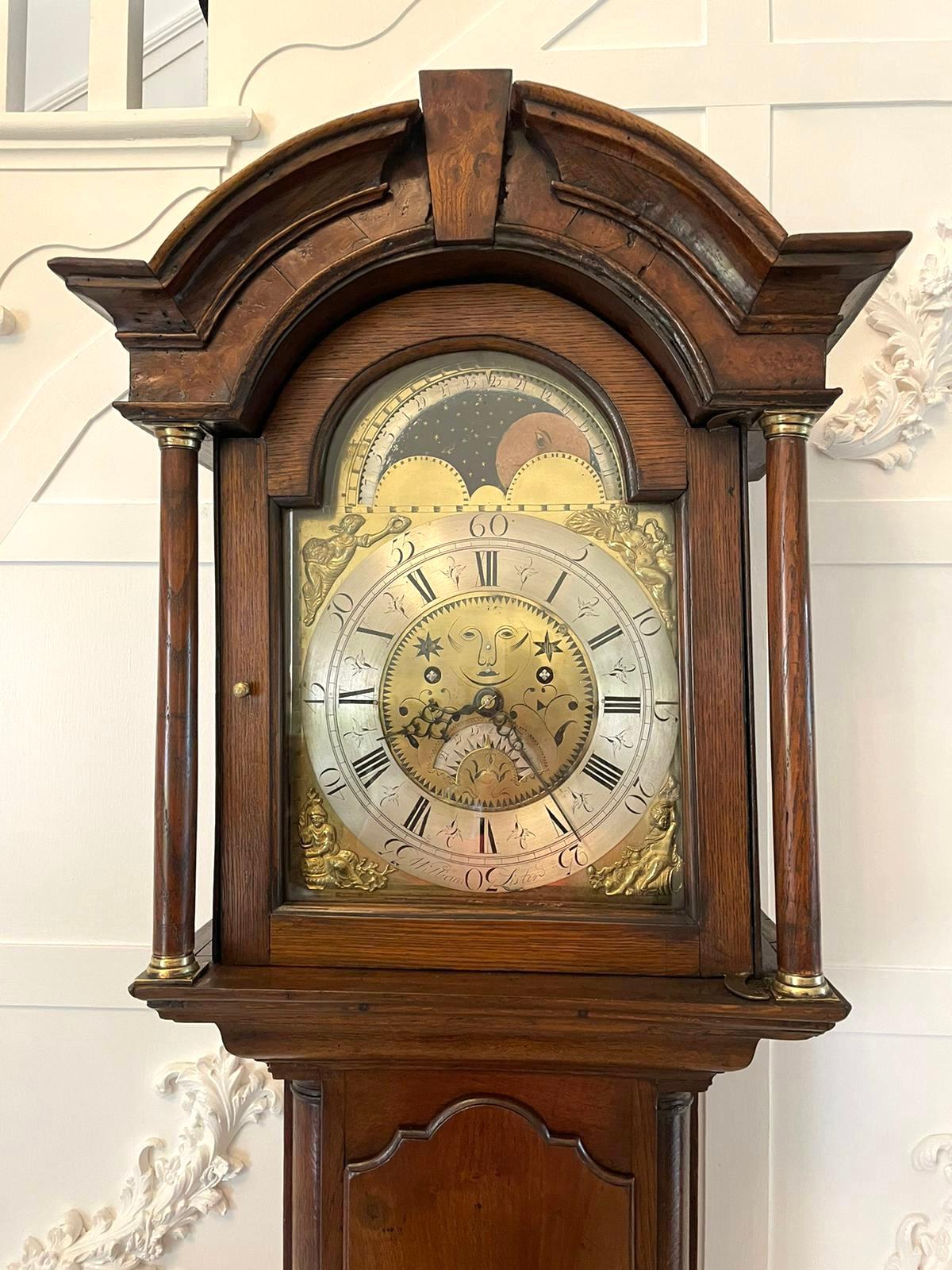 Horloge de parquet ancienne en chêne à face en laiton de qualité George III par William Lister Bon état - En vente à Suffolk, GB