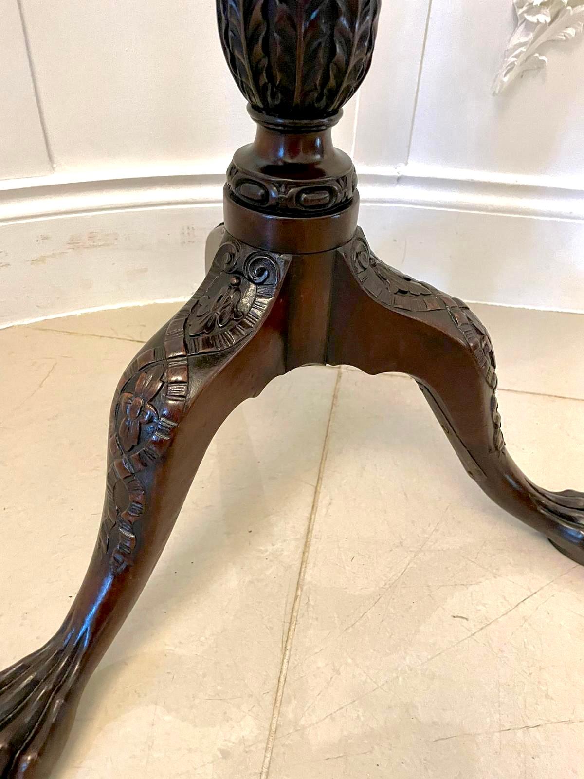 Antique George III Quality Carved Mahogany Dish Top Lamp/Side Table  For Sale 5