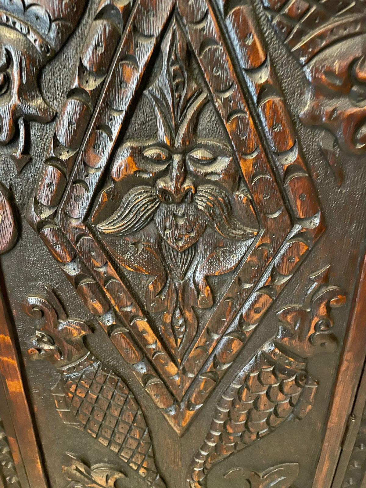 Antique George III Quality Carved Oak Moon Phase Longcase Clock 1