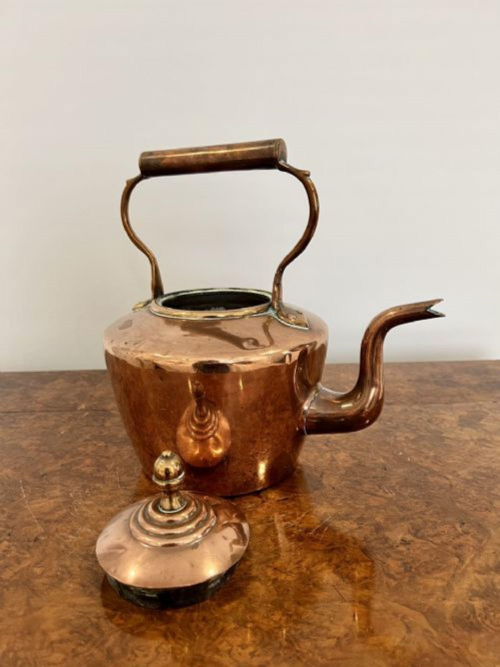 Antique George III Quality Copper Kettle  In Good Condition For Sale In Ipswich, GB