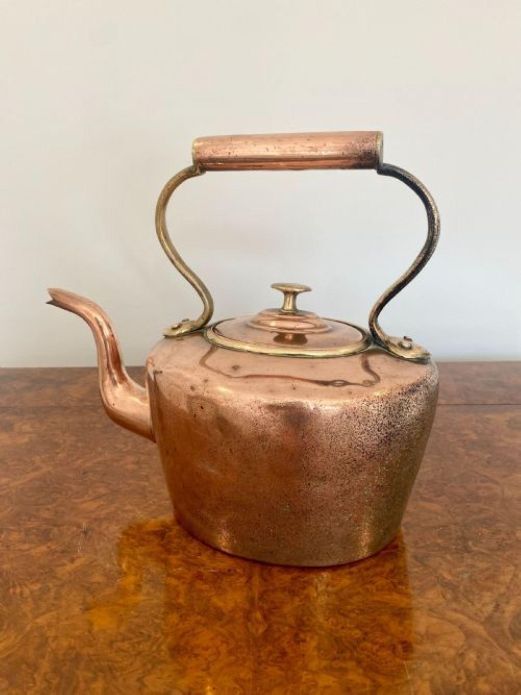 Antique George III Quality Copper Kettle  In Good Condition For Sale In Ipswich, GB