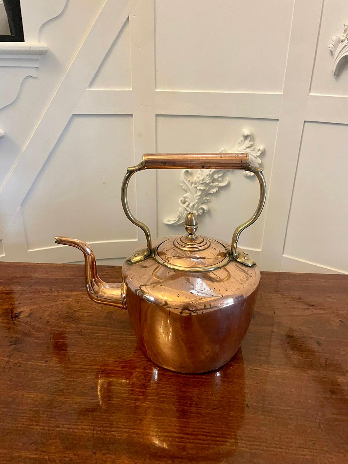 Antique George III Quality Copper Kettle  In Good Condition For Sale In Suffolk, GB
