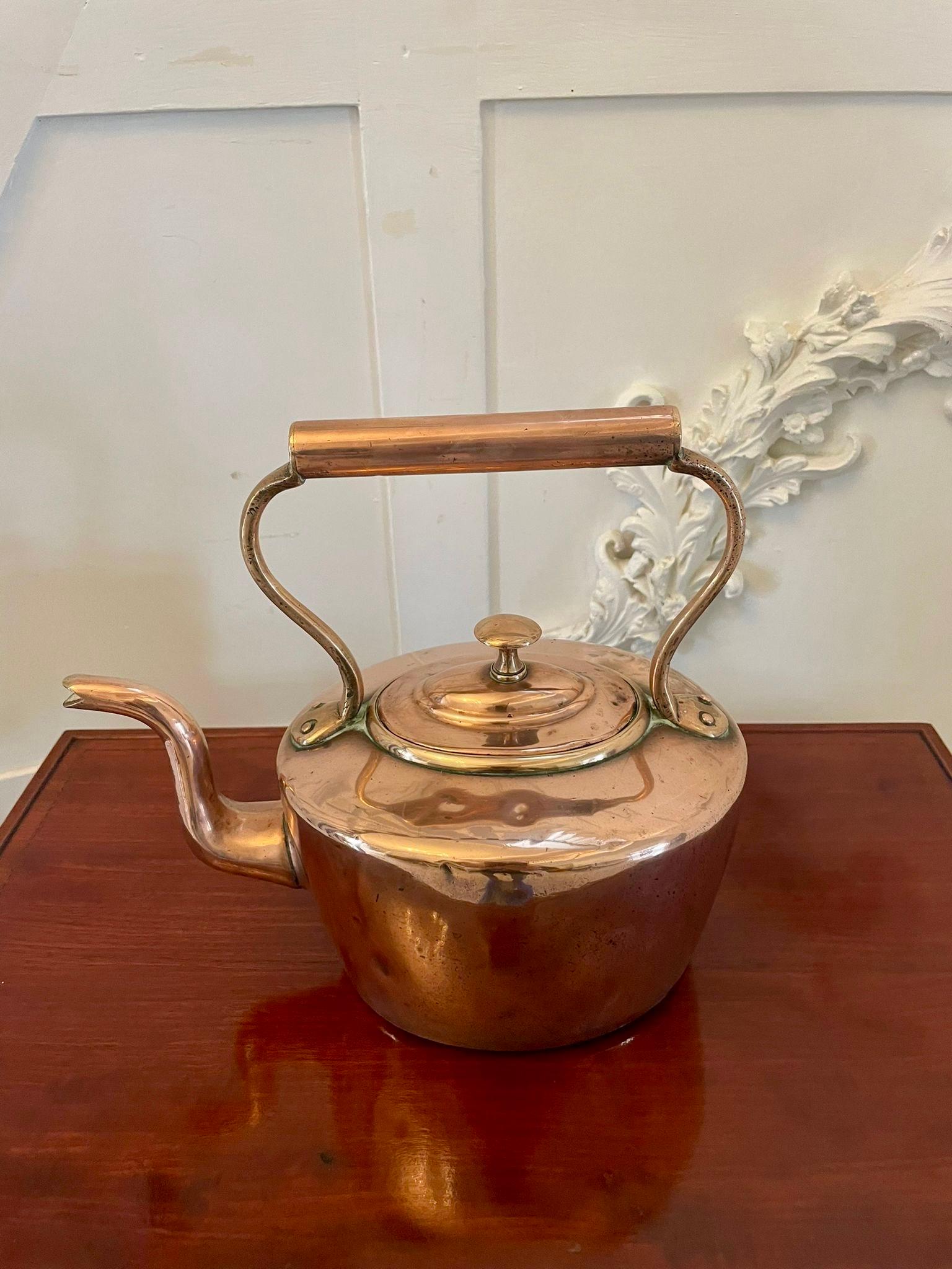 Antigua tetera de cobre de calidad Jorge III en venta 1