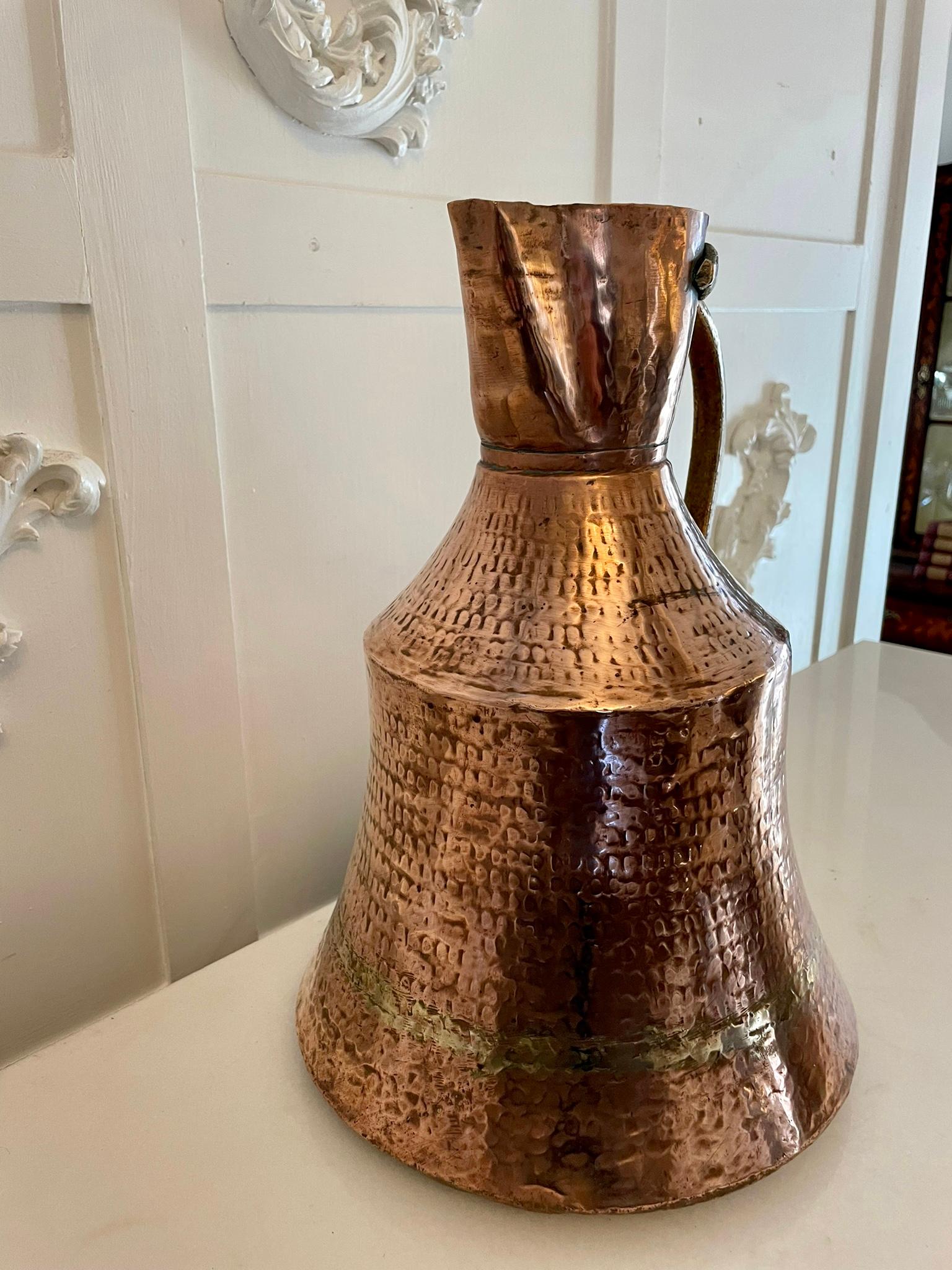 Antiker Wasserkrug aus Kupfer der Qualität George III im Zustand „Gut“ im Angebot in Suffolk, GB