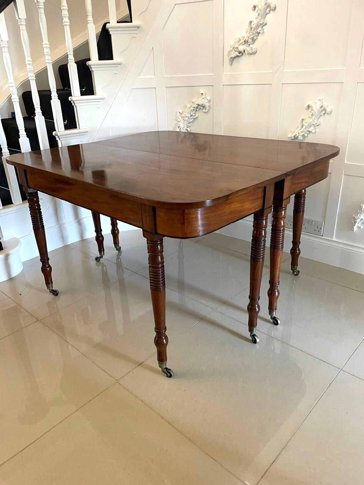 Antique George III Quality Figured Mahogany Dining Table For Sale 5