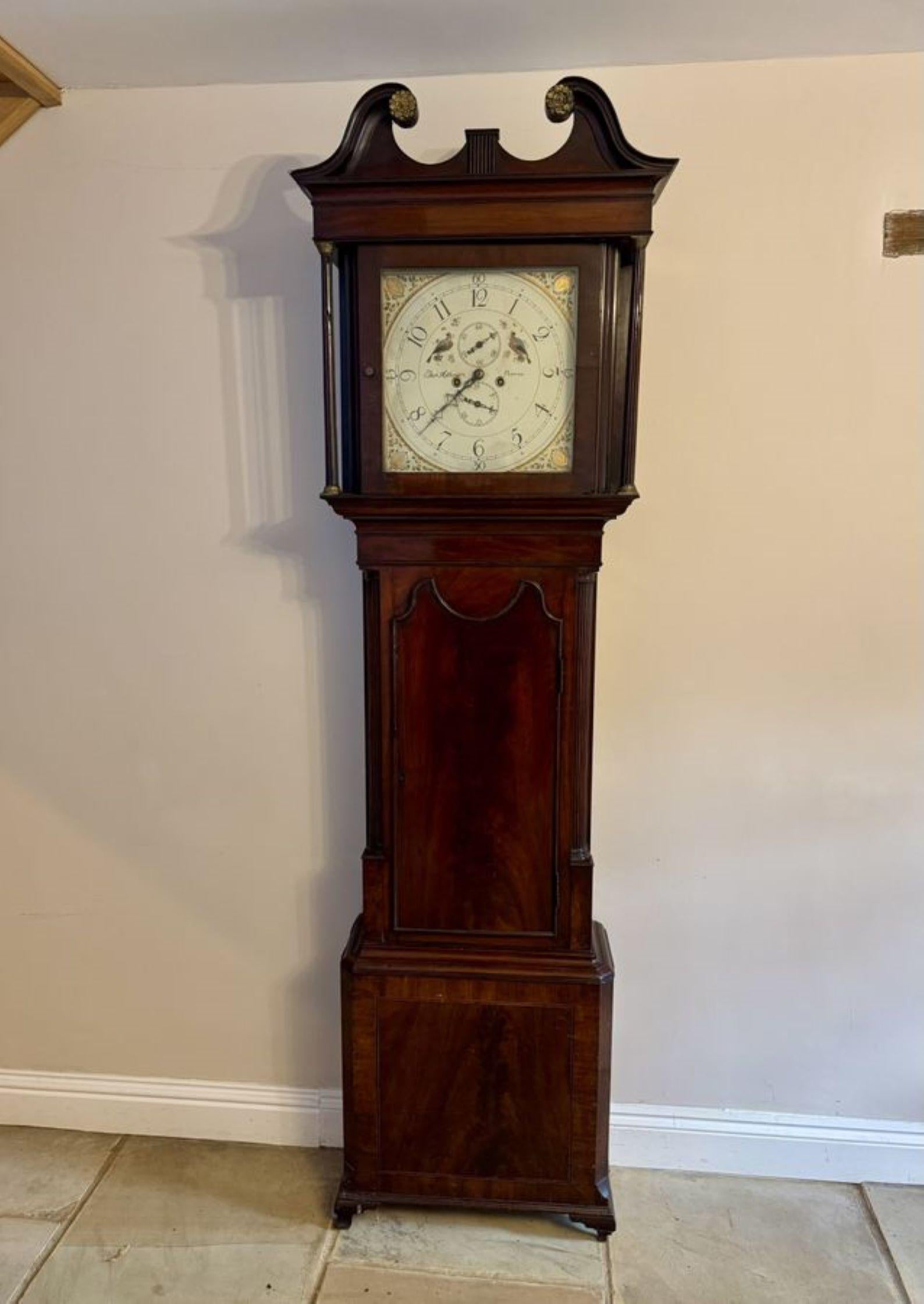 Antiguo reloj de caoba de calidad Jorge III de 8 días de caja larga