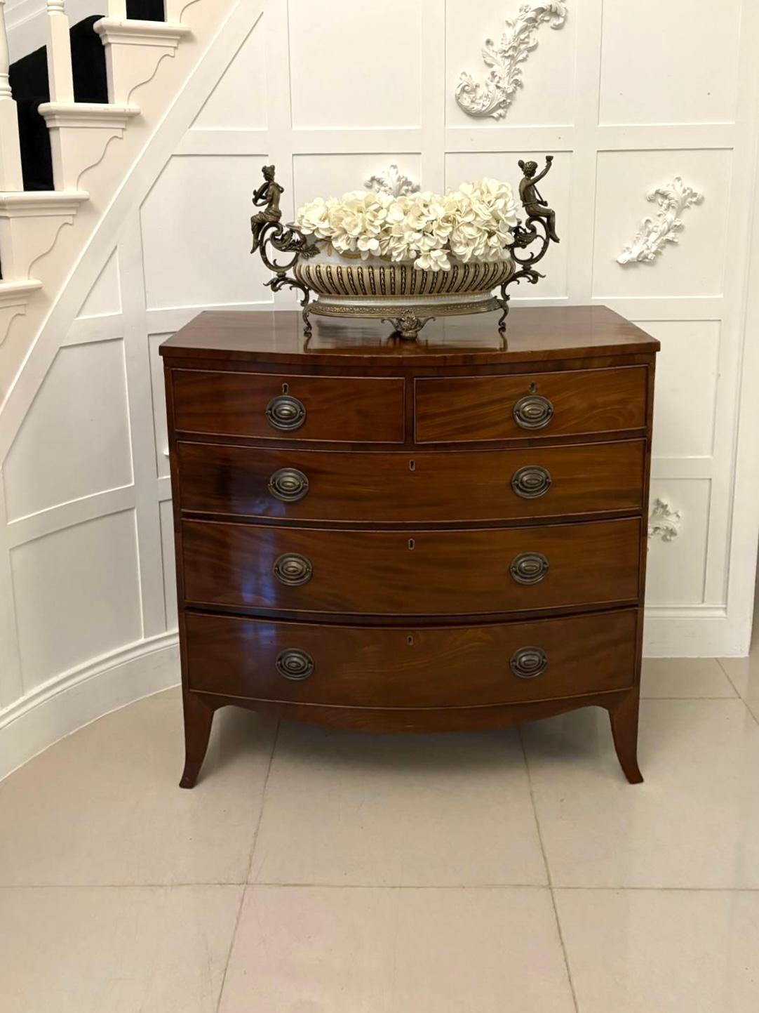 Antique George III Quality Mahogany Bow Fronted Chest of 5 Drawers For Sale 2