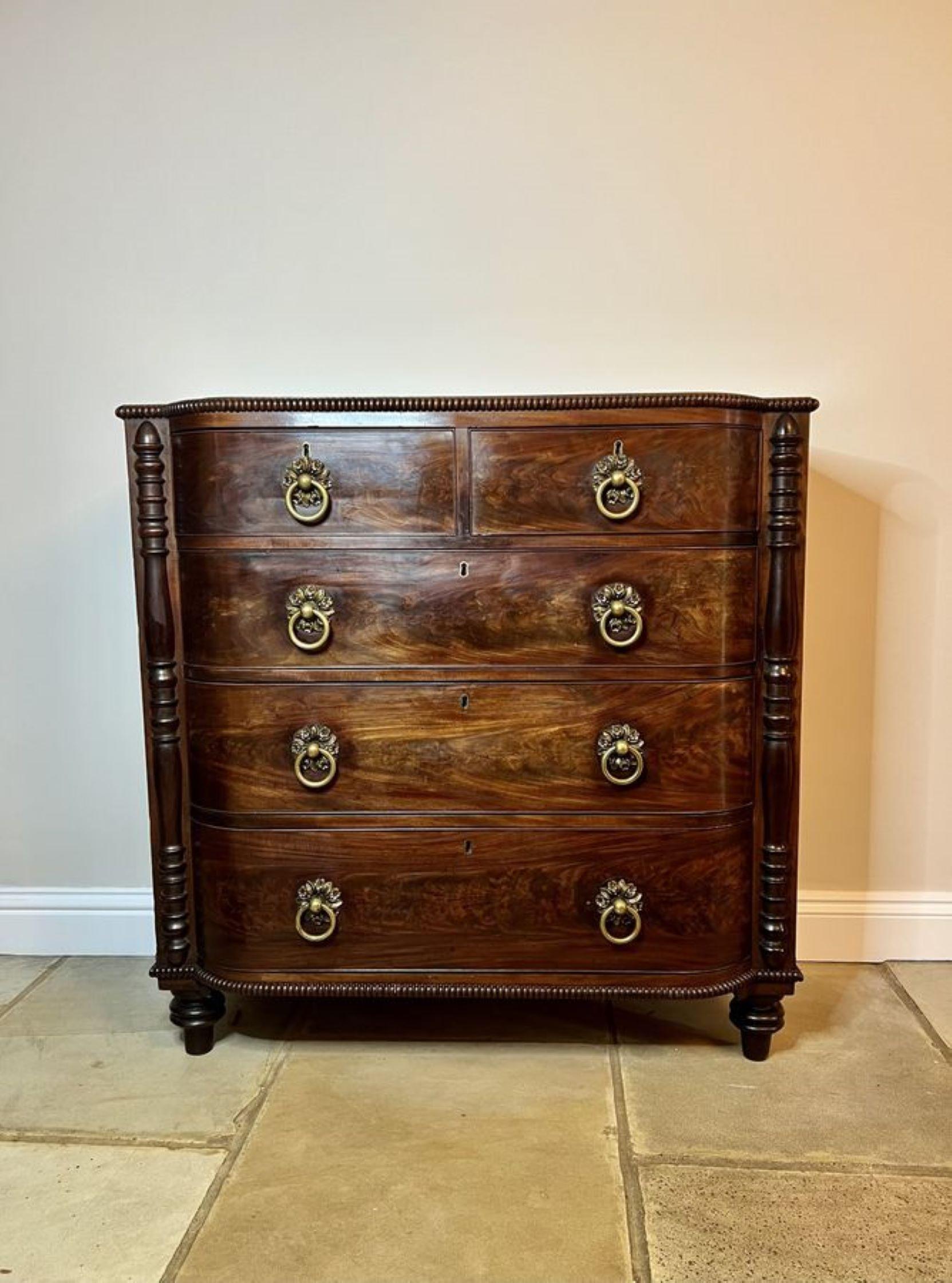 Antique George III quality mahogany bow fronted chest of five drawers  For Sale 2