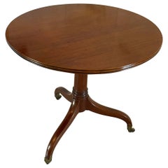 Antigua mesa lámpara circular de caoba de calidad Jorge III