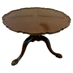 Antigua mesa baja de caoba de calidad Jorge III