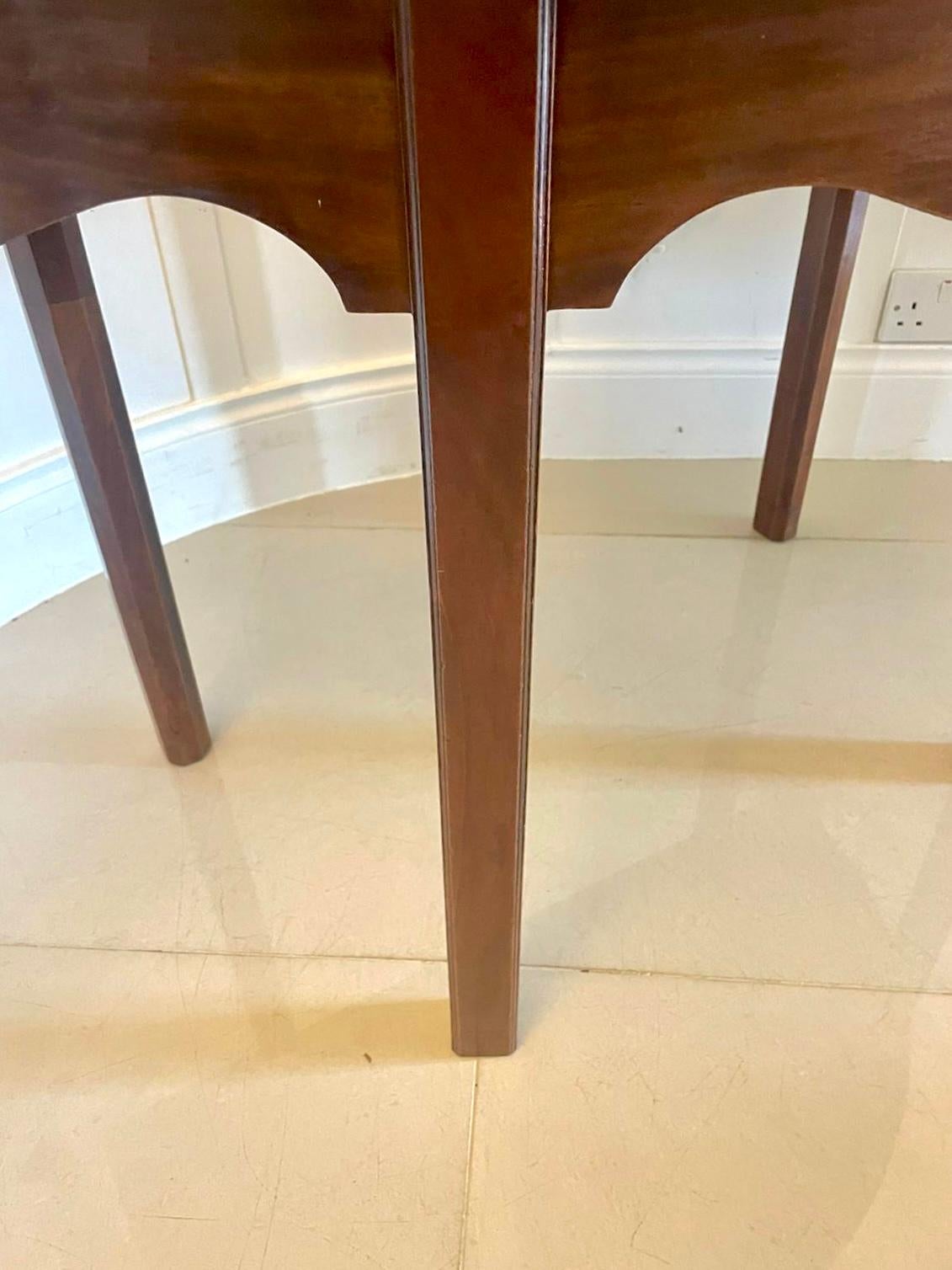  Antique George III Quality Mahogany Demi Lune Shaped Console Table  In Good Condition For Sale In Suffolk, GB