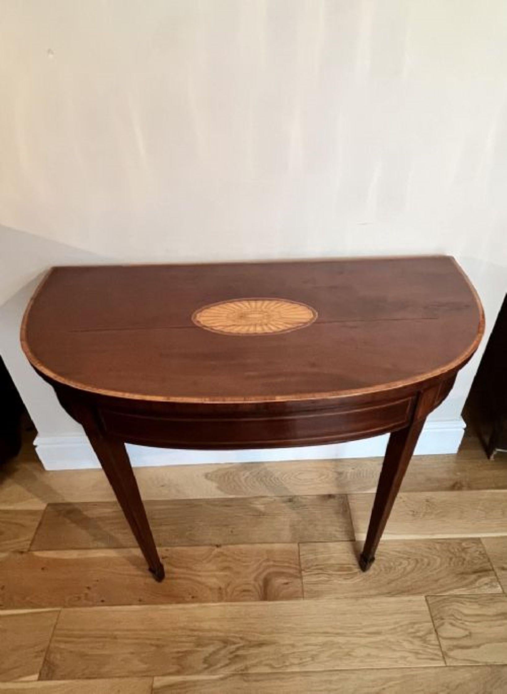 Antique George III quality mahogany inlaid fold over card table  In Good Condition For Sale In Ipswich, GB