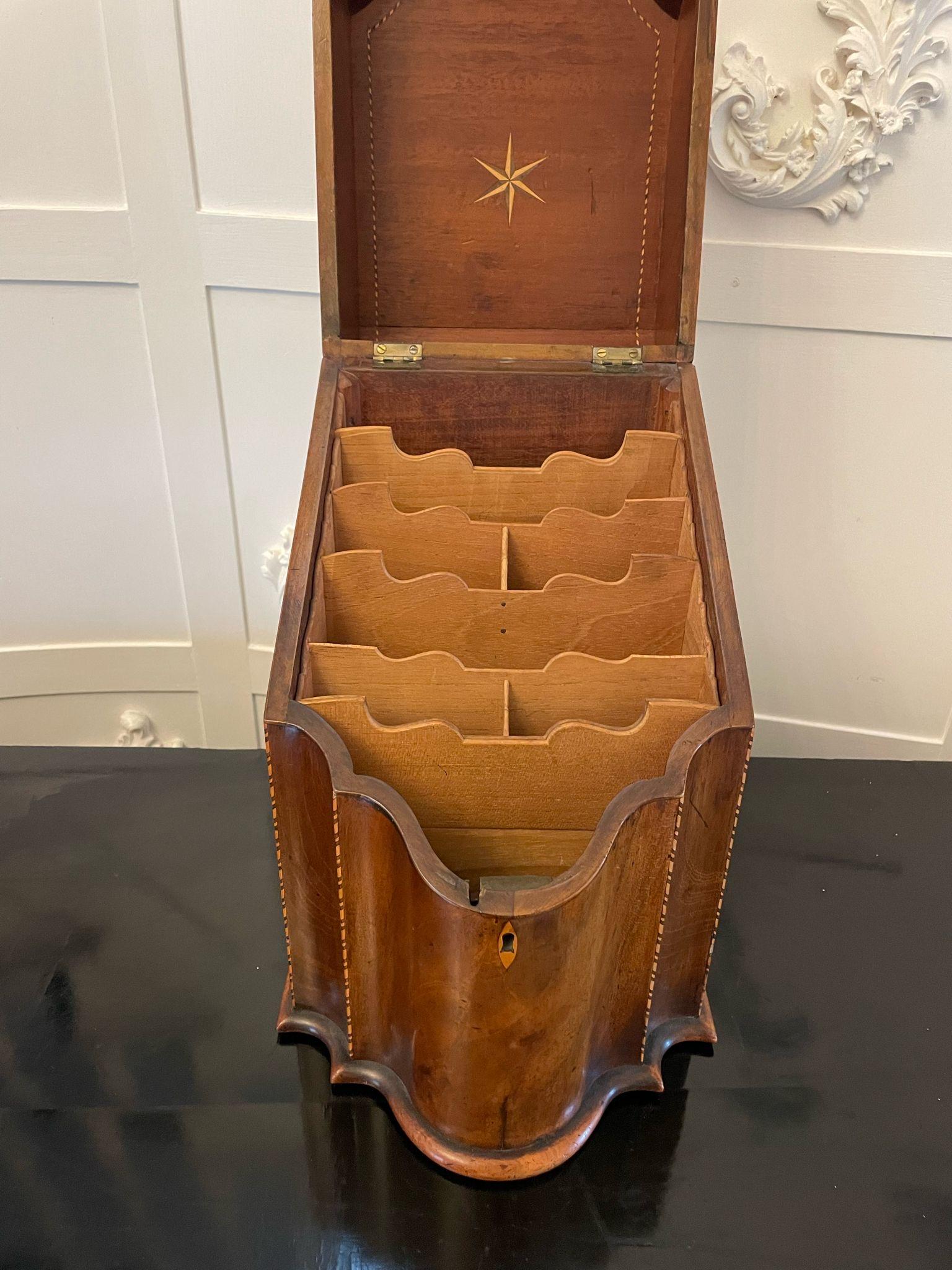 Antique George III quality mahogany inlaid post box having a serpentine shaped front lift up lid with a satinwood inlaid shell to the centre opening to reveal compartments for letters 


Dimensions:
Height 38.5 cm (15.16 in)
Width 24 cm (9.45