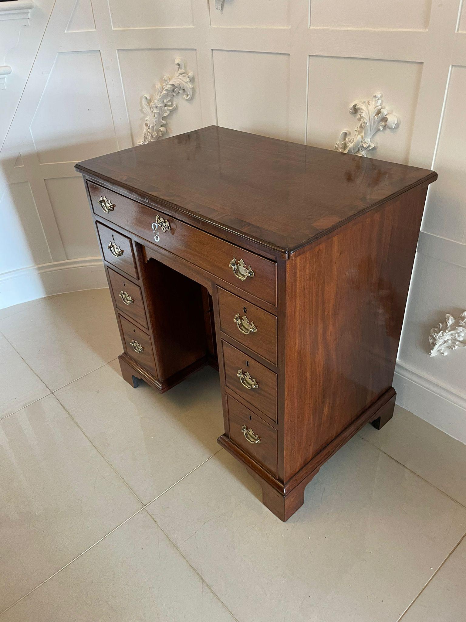 Antique George III Quality Mahogany Knee Hole Desk For Sale 1