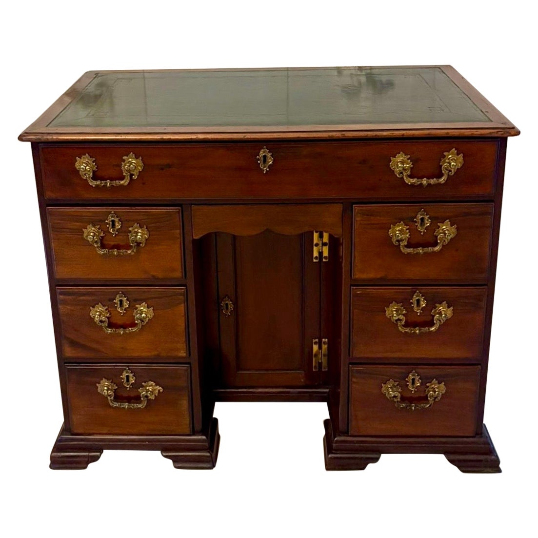 Antique George III Quality Mahogany Kneehole Desk