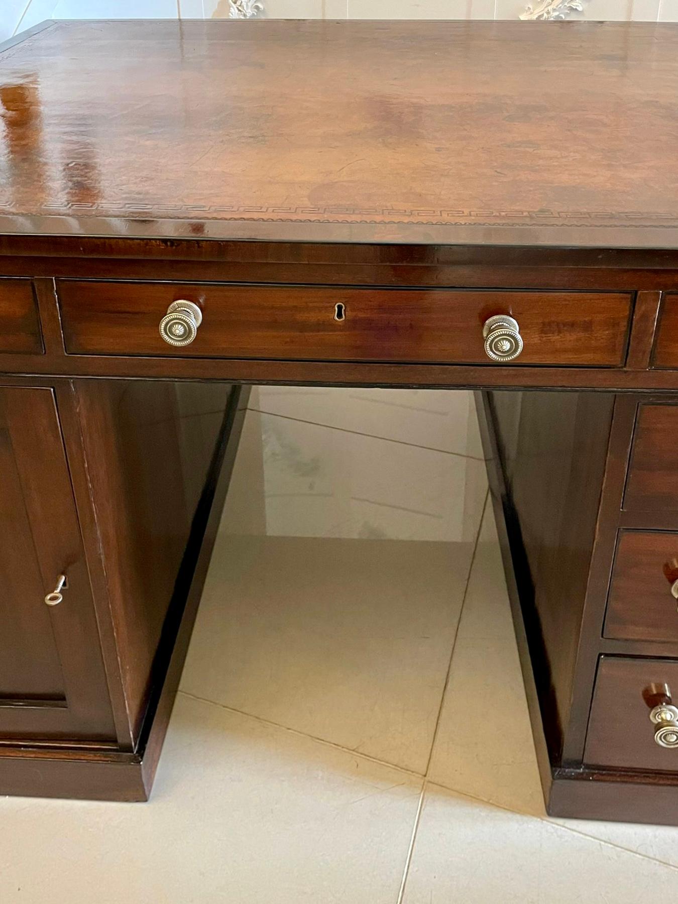 Antique George III Quality Mahogany Partners Desk 7