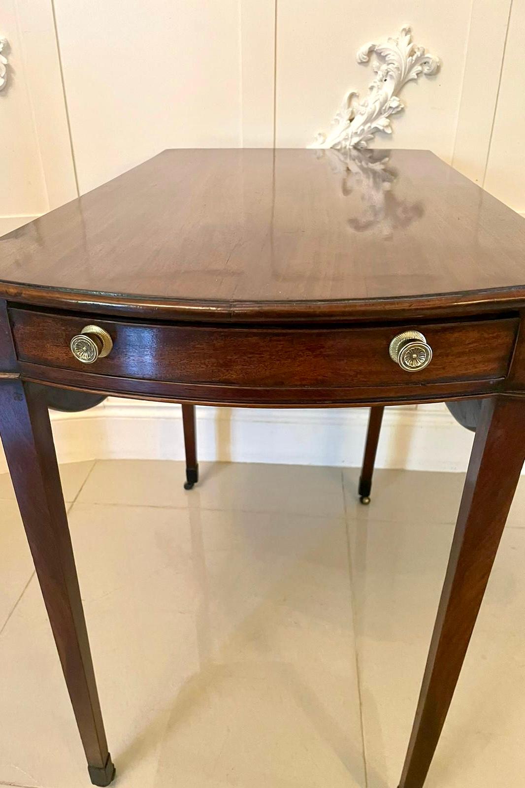Antique George III Quality Mahogany Pembroke Table For Sale 1