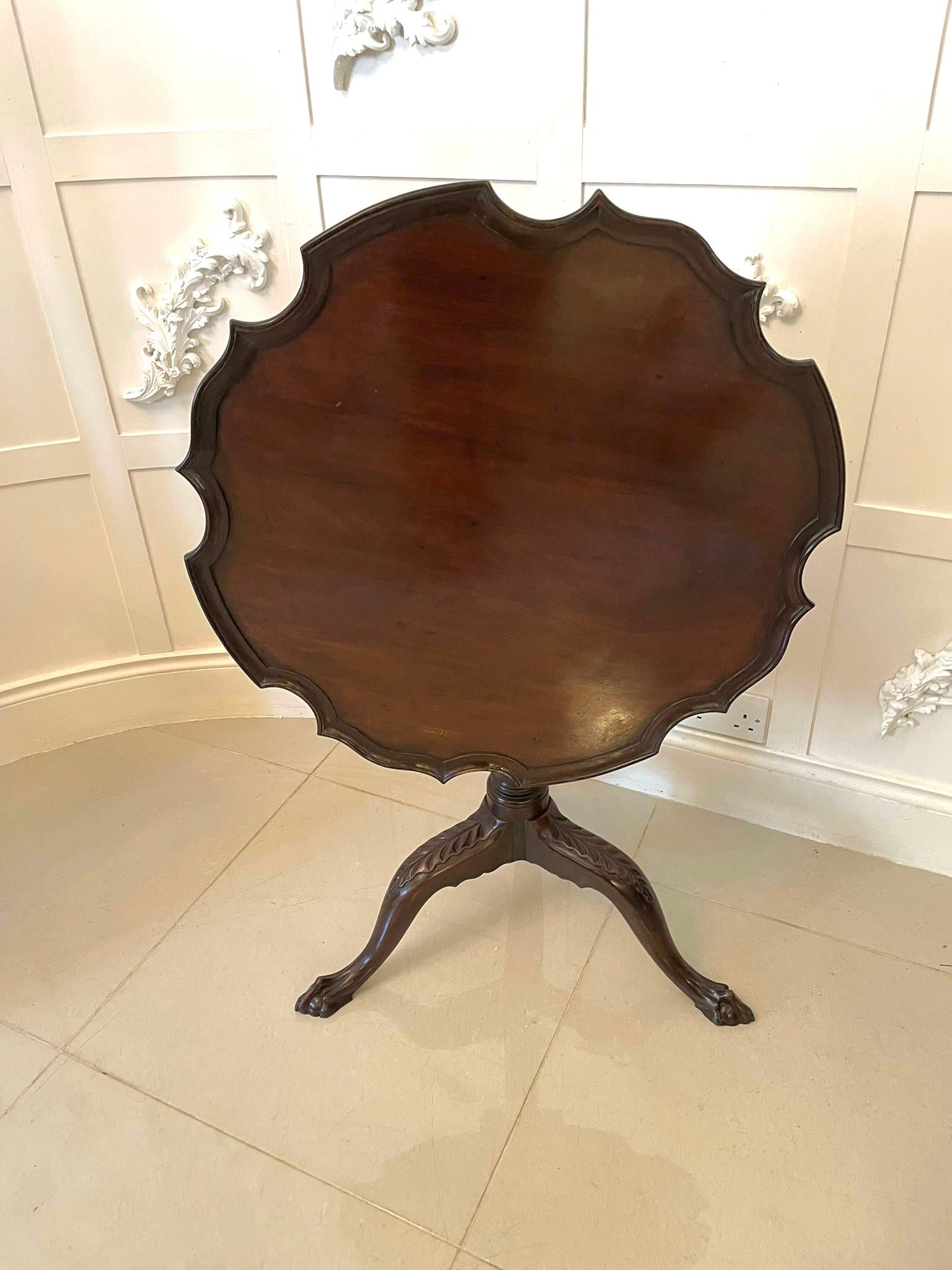 Antique George III Quality Mahogany Pie Crust Edge Centre Table  For Sale 3
