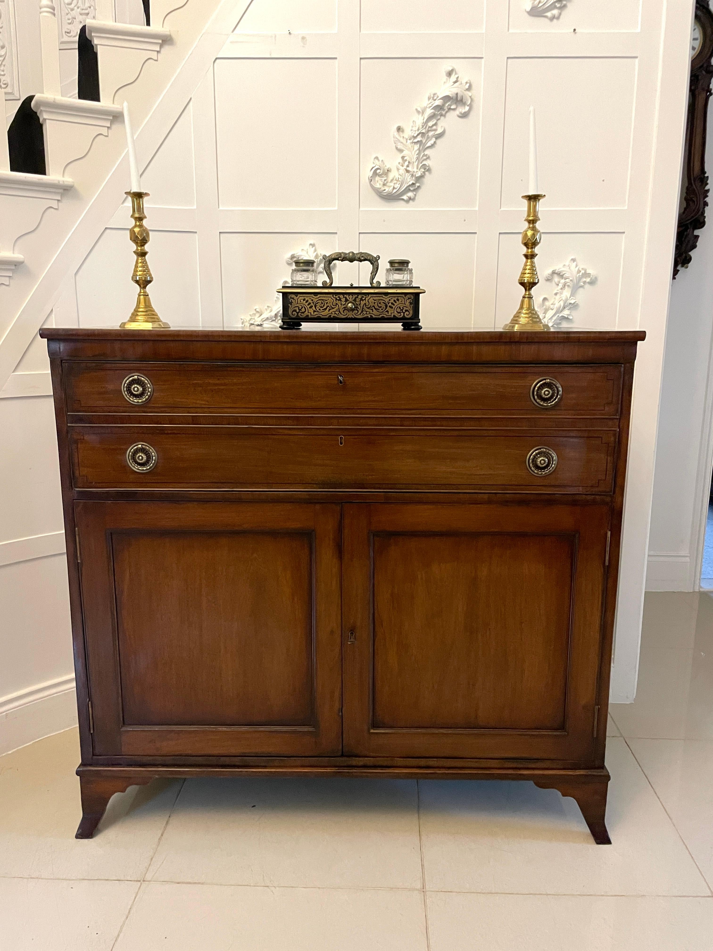 Ottone Antica scrivania secretaire in mogano di qualità Giorgio III in vendita