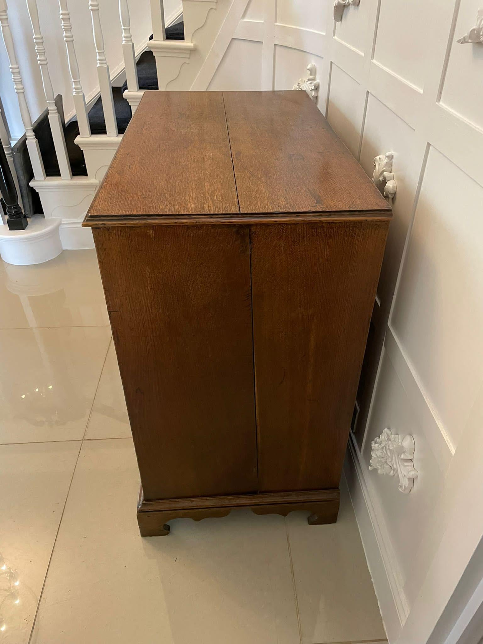 Antique George III Quality Oak Chest of Drawers For Sale 6