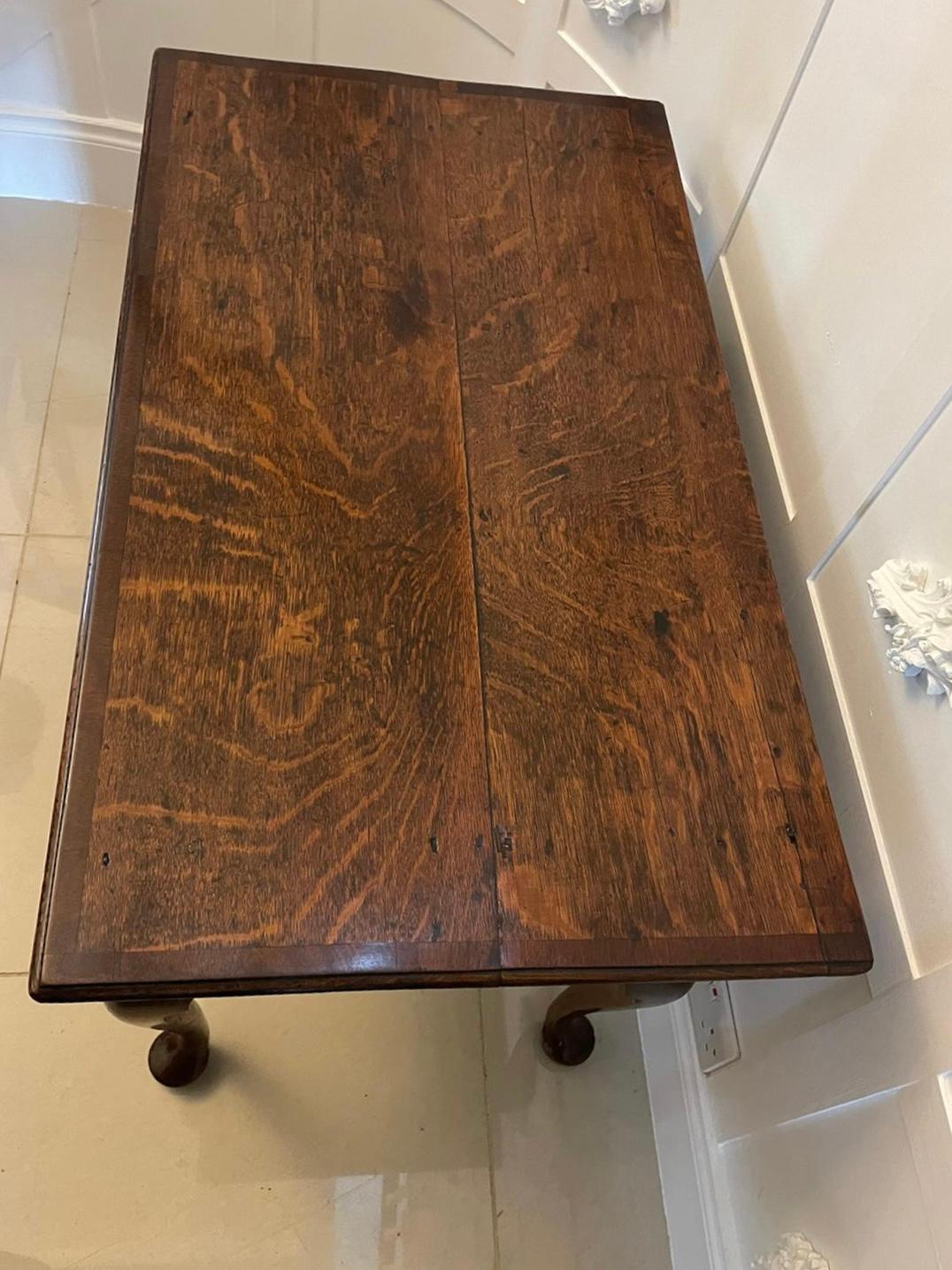Antico Lowboy in Oak di qualità Giorgio III in vendita 3