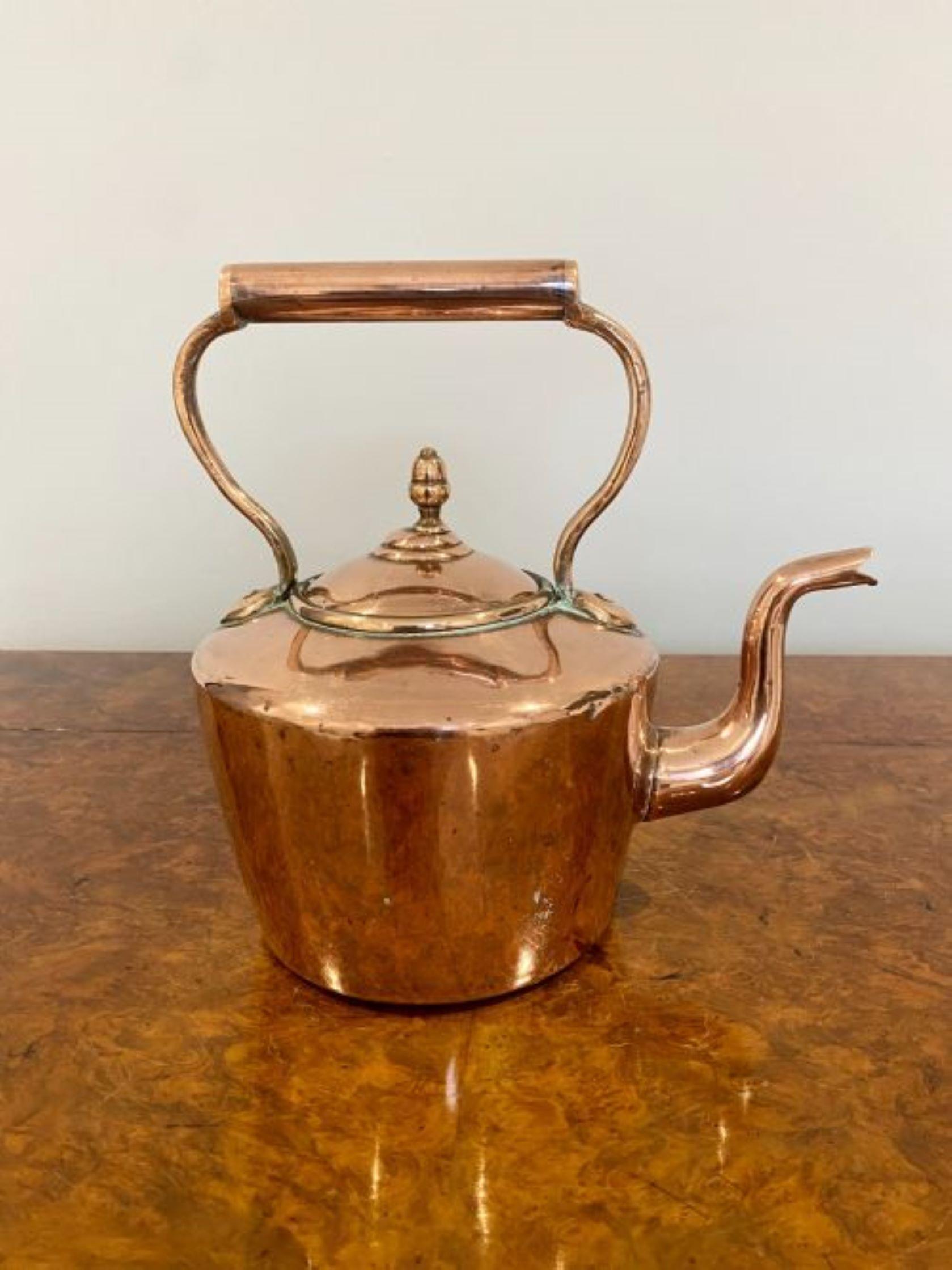 19th Century Antique George III quality small copper kettle For Sale