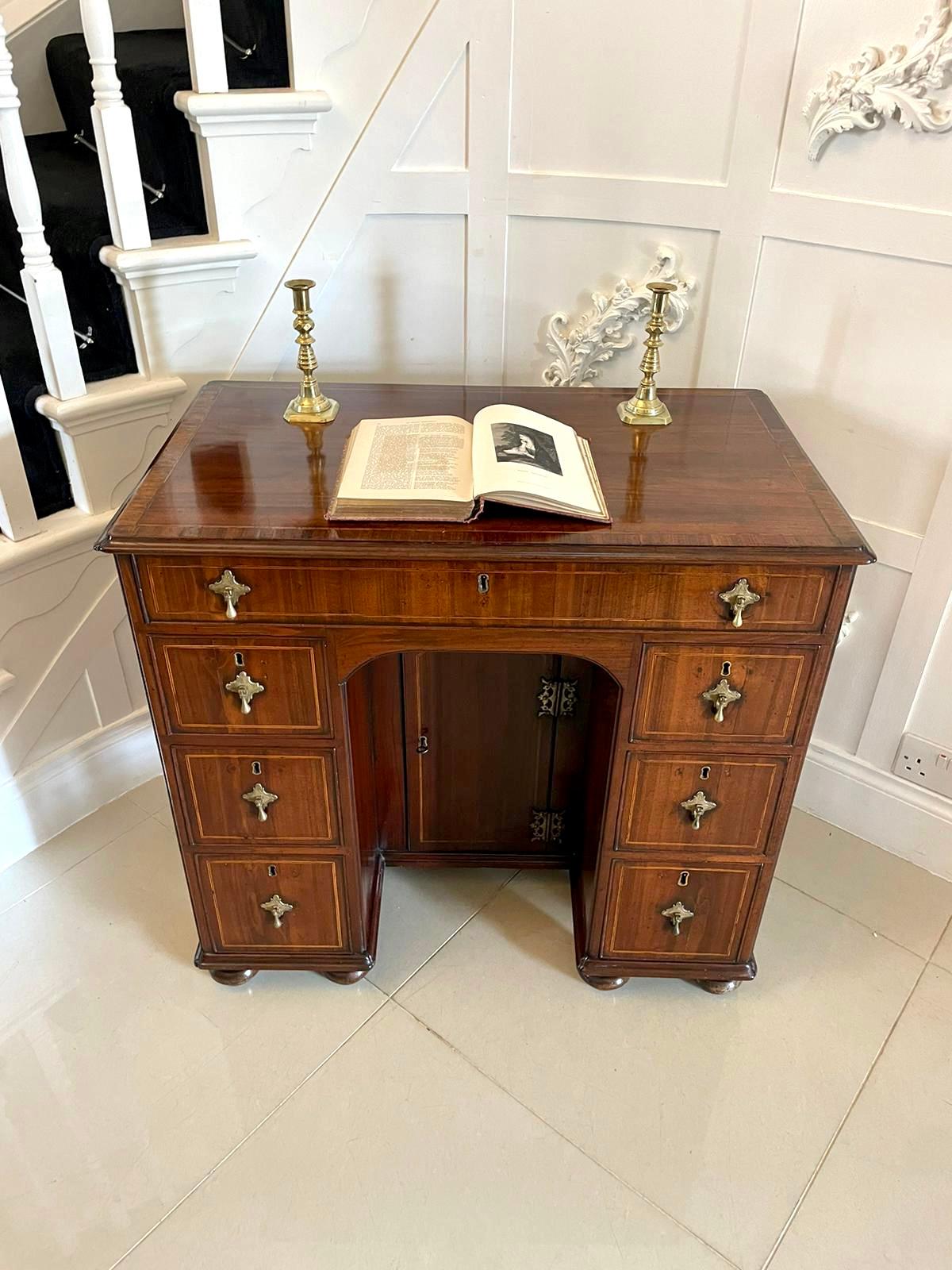 English  Antique George III Quality Walnut Kneehole Desk  For Sale