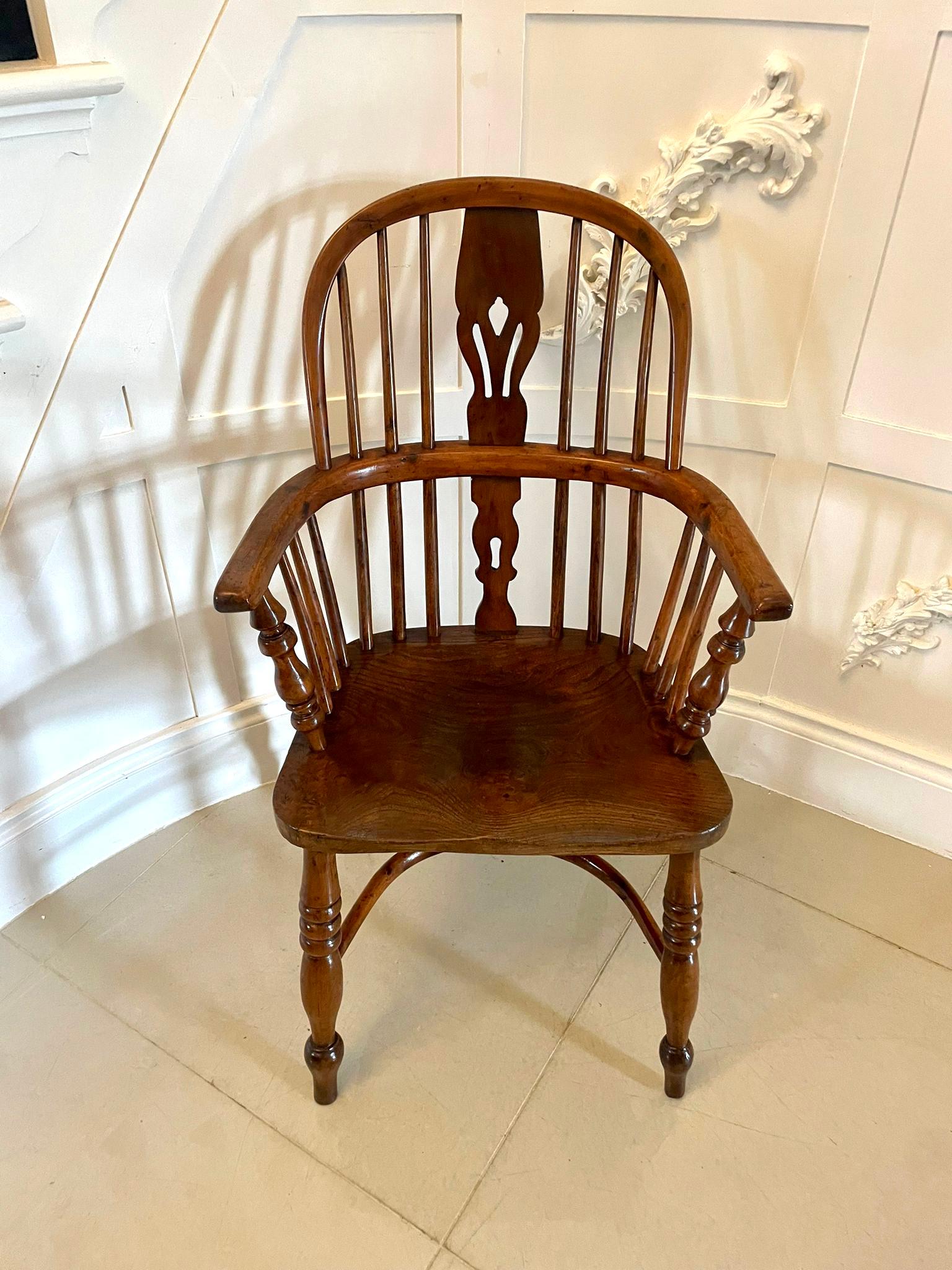 English Antique George III Quality Yew Wood Windsor Armchair  For Sale