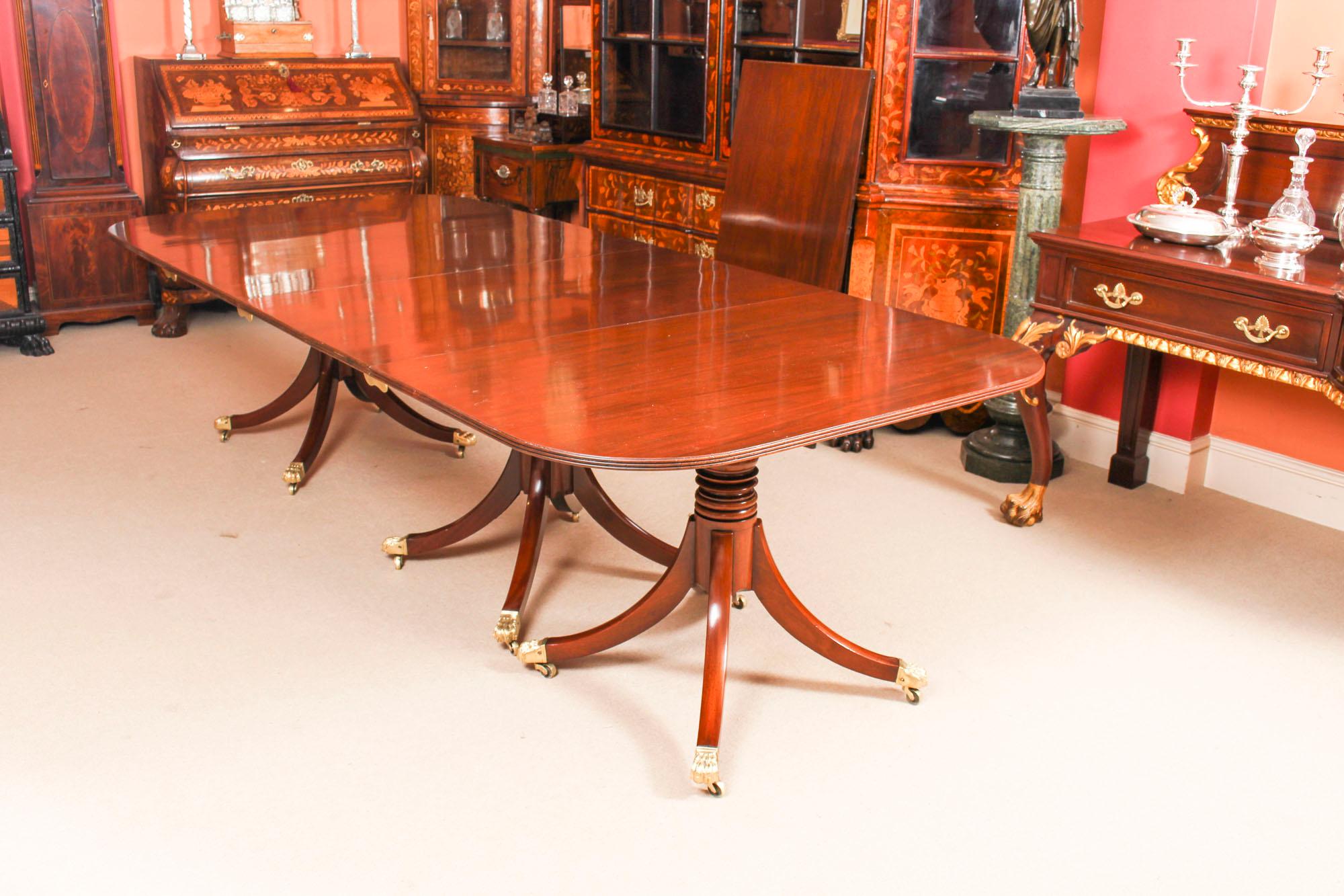 Early 19th Century Antique George III Regency Dining Table 19th C with 10 Dining Armchairs