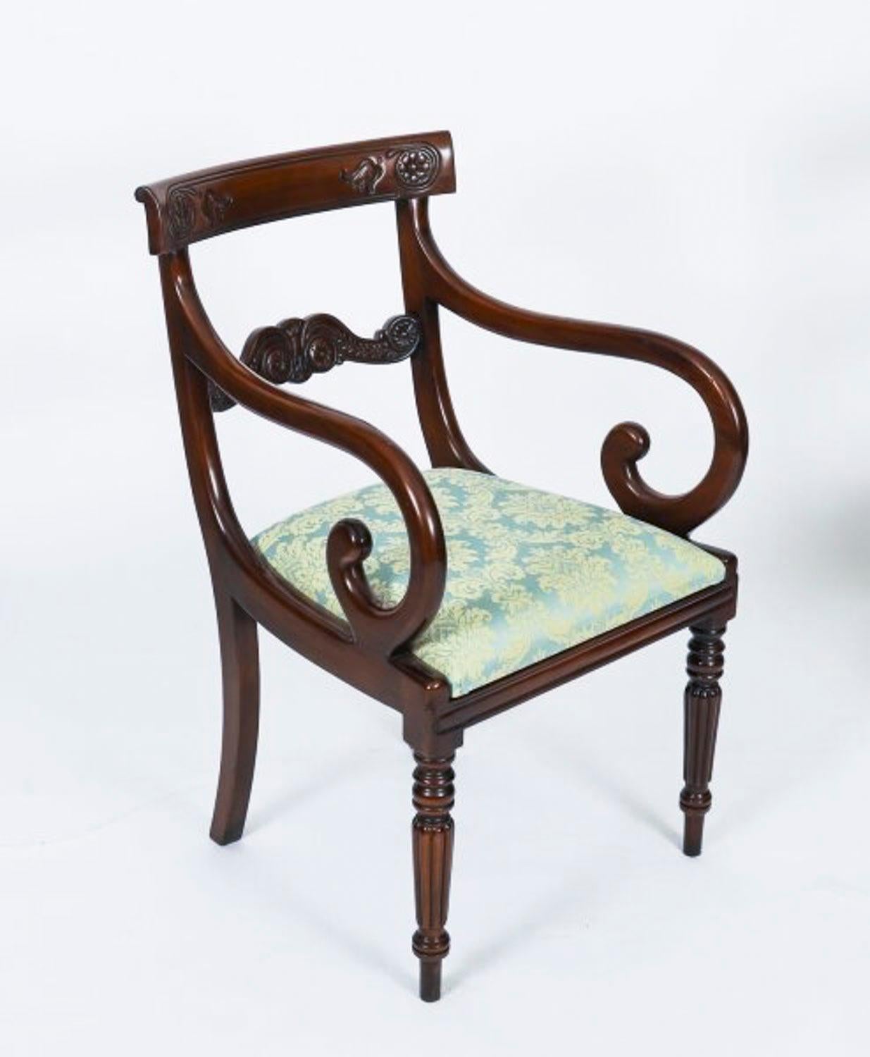 Antique George III Regency Dining Table Circa 1820 with 10 Barback Dining Chairs For Sale 8